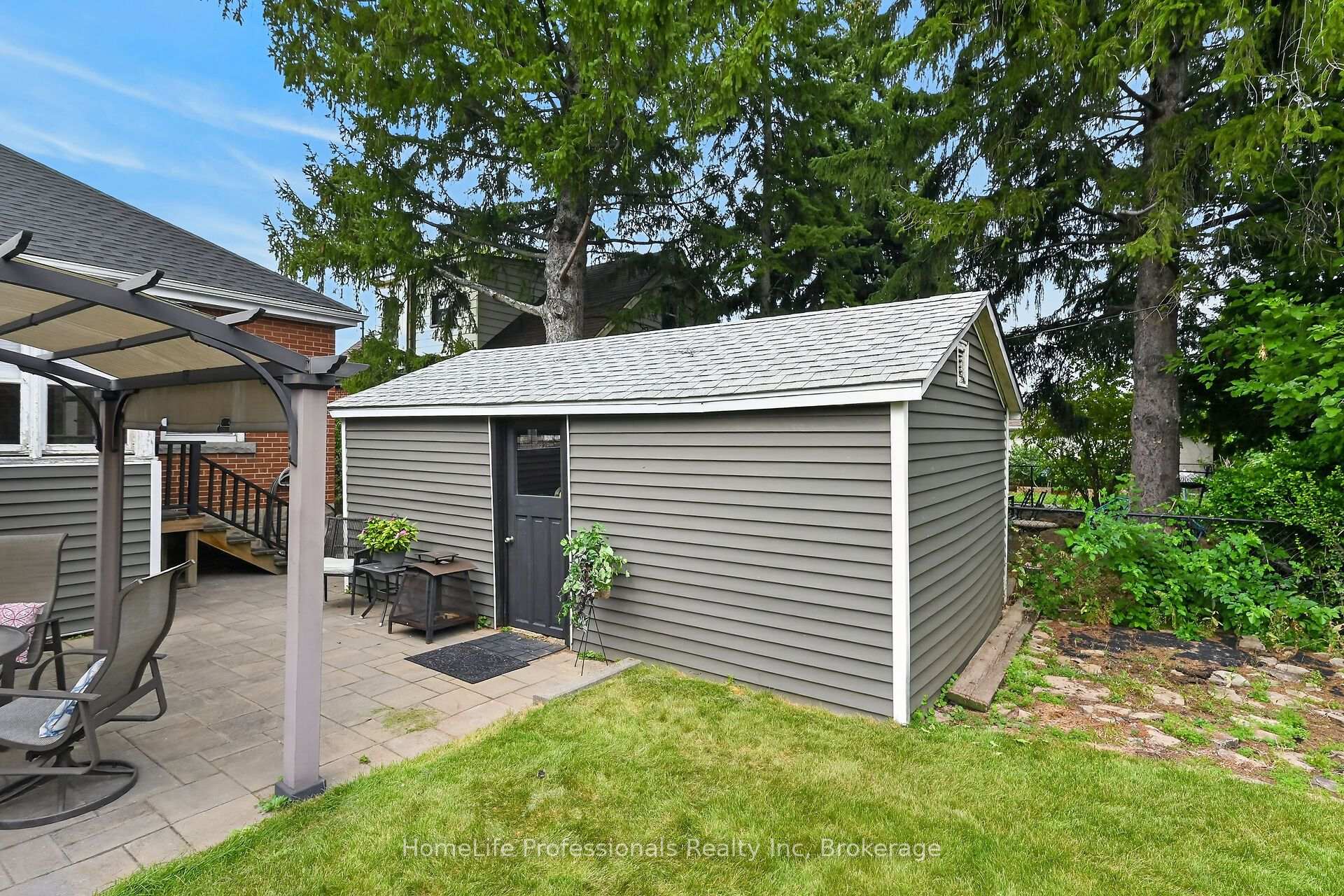 Photo 43 of 43 Cameron Avenue S, Hamilton, Bartonville — HOMEH