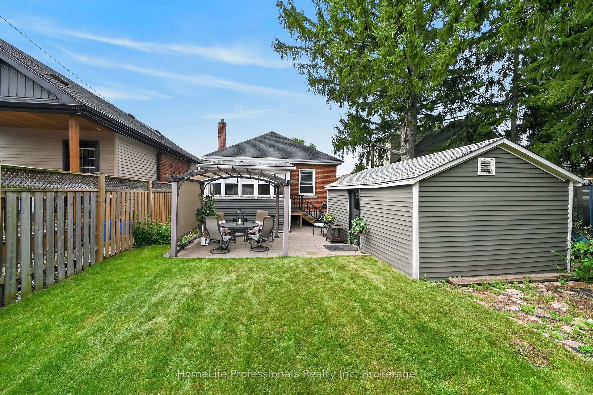 Photo 44 of 43 Cameron Avenue S, Hamilton, Bartonville — HOMEH