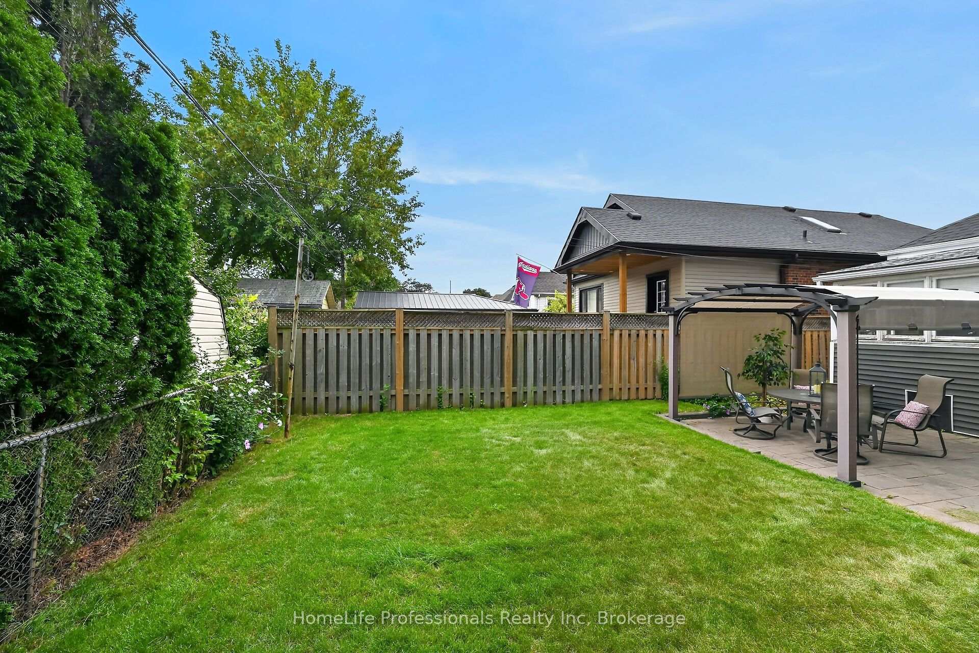 Photo 45 of 43 Cameron Avenue S, Hamilton, Bartonville — HOMEH