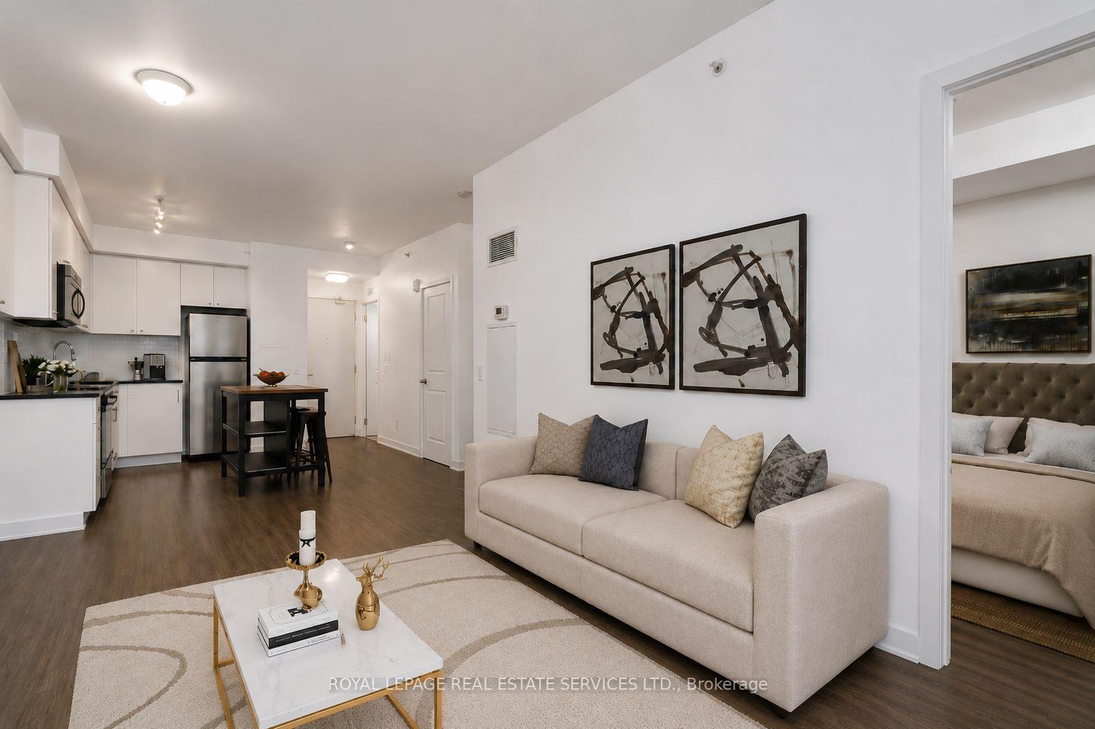 Photo 5 of Unit 414, 8 Fieldway Road, Etobicoke, Islington-City Centre West — HOMEH