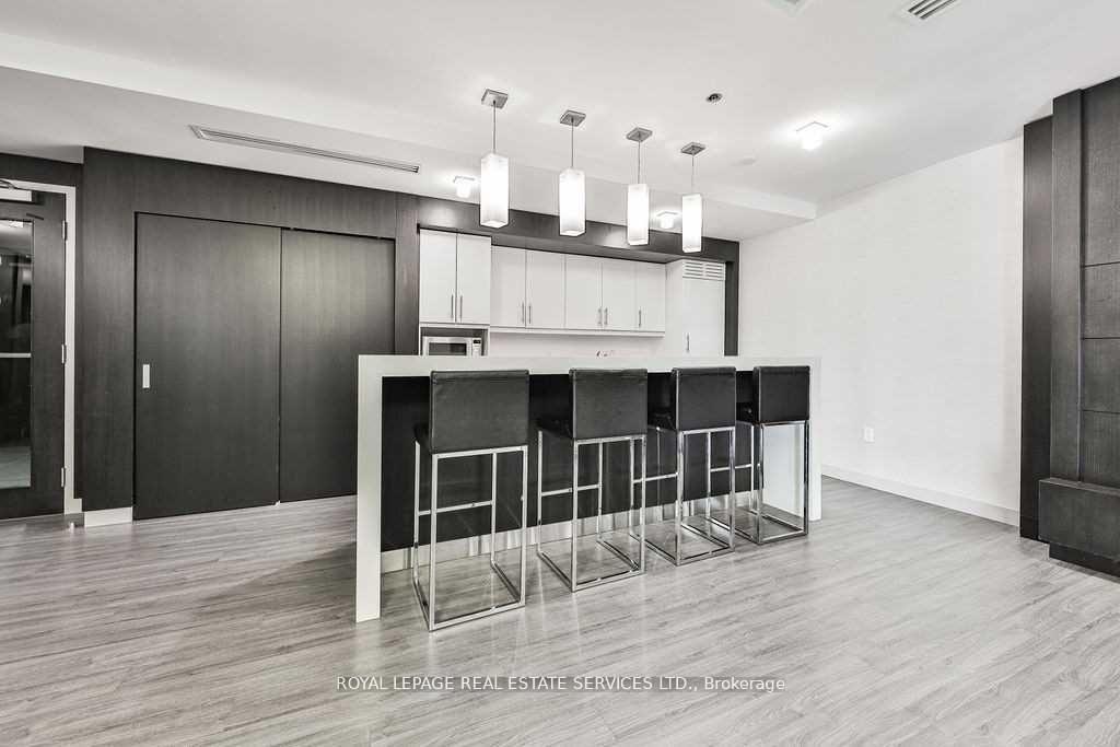 Photo 17 of Unit 414, 8 Fieldway Road, Etobicoke, Islington-City Centre West — HOMEH