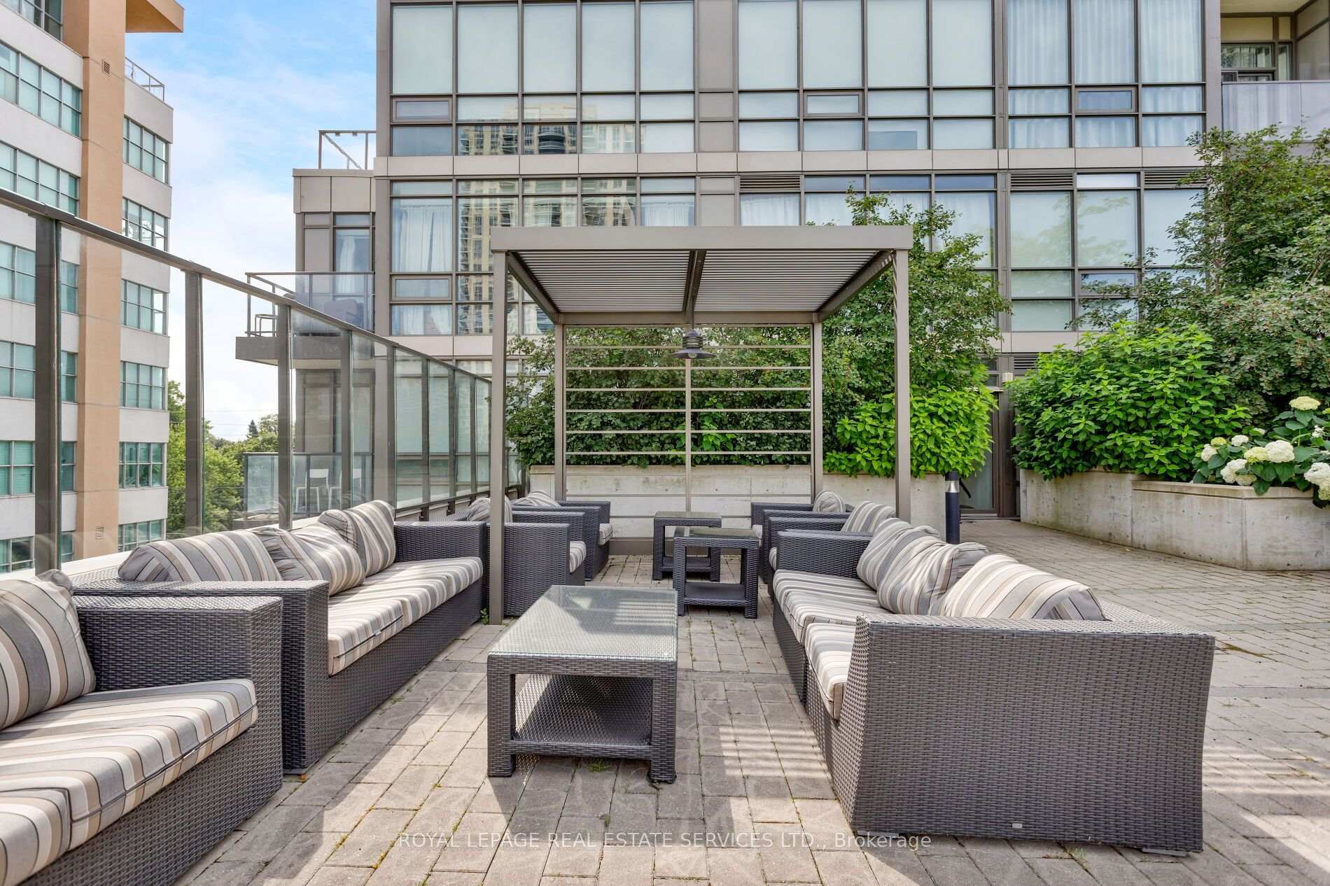 Photo 23 of Unit 414, 8 Fieldway Road, Etobicoke, Islington-City Centre West — HOMEH