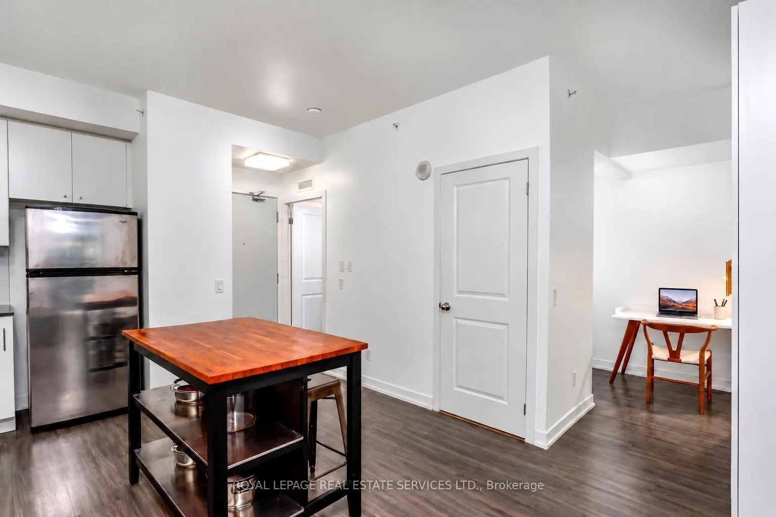 Photo 7 of Unit 414, 8 Fieldway Road, Etobicoke, Islington-City Centre West — HOMEH