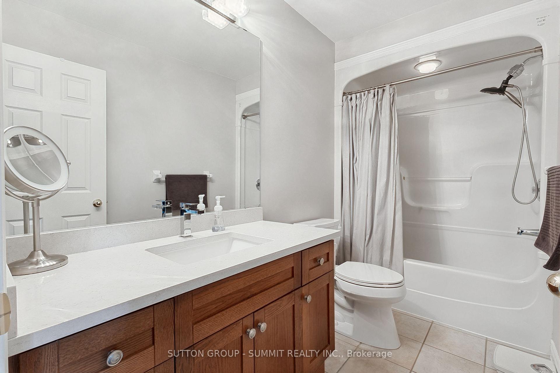 Photo 23 of 2092 English Crescent, Burlington, Orchard — HOMEH