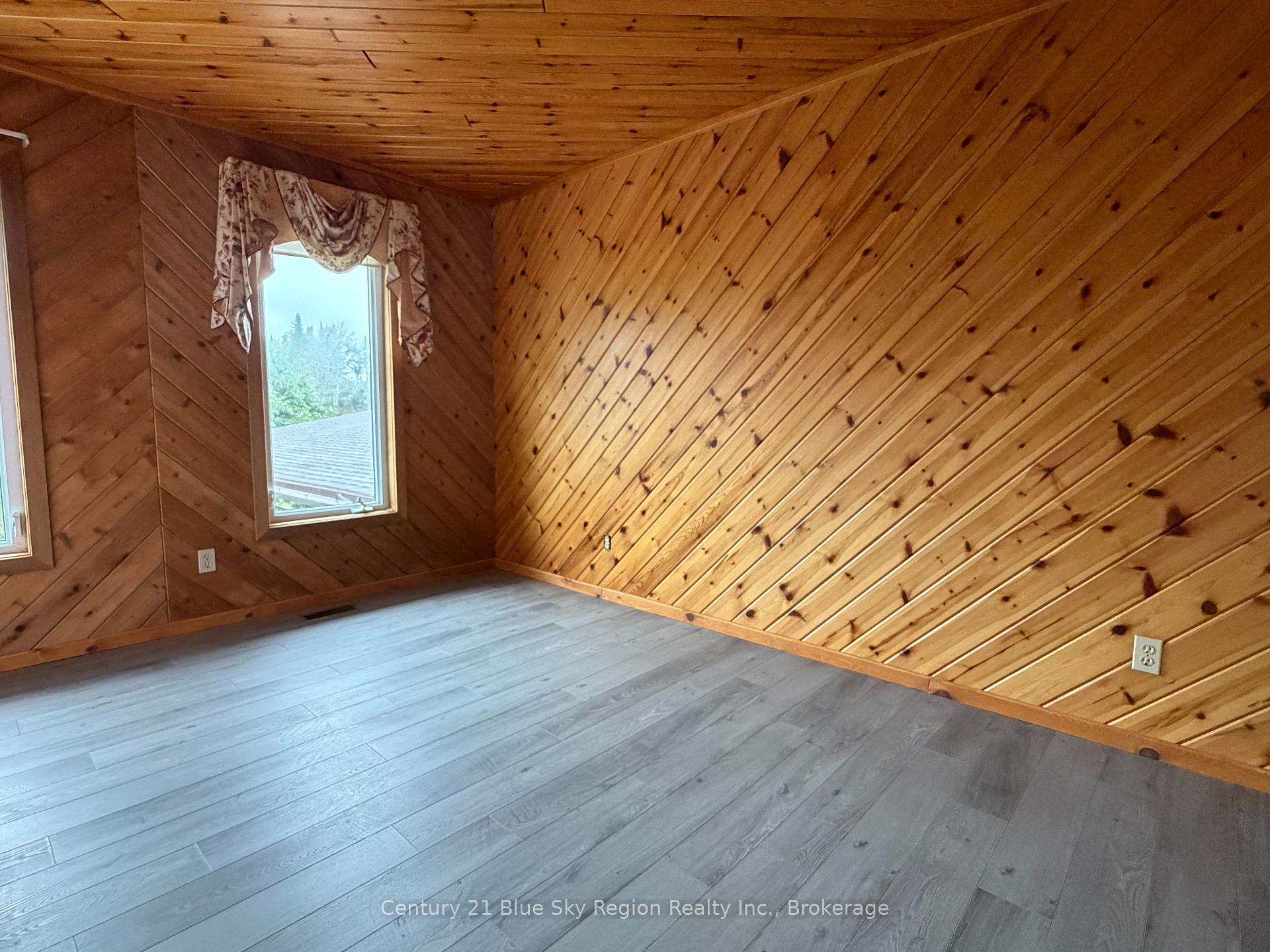 Photo 20 of 6455 Highway 11 N, Temagami — HOMEH