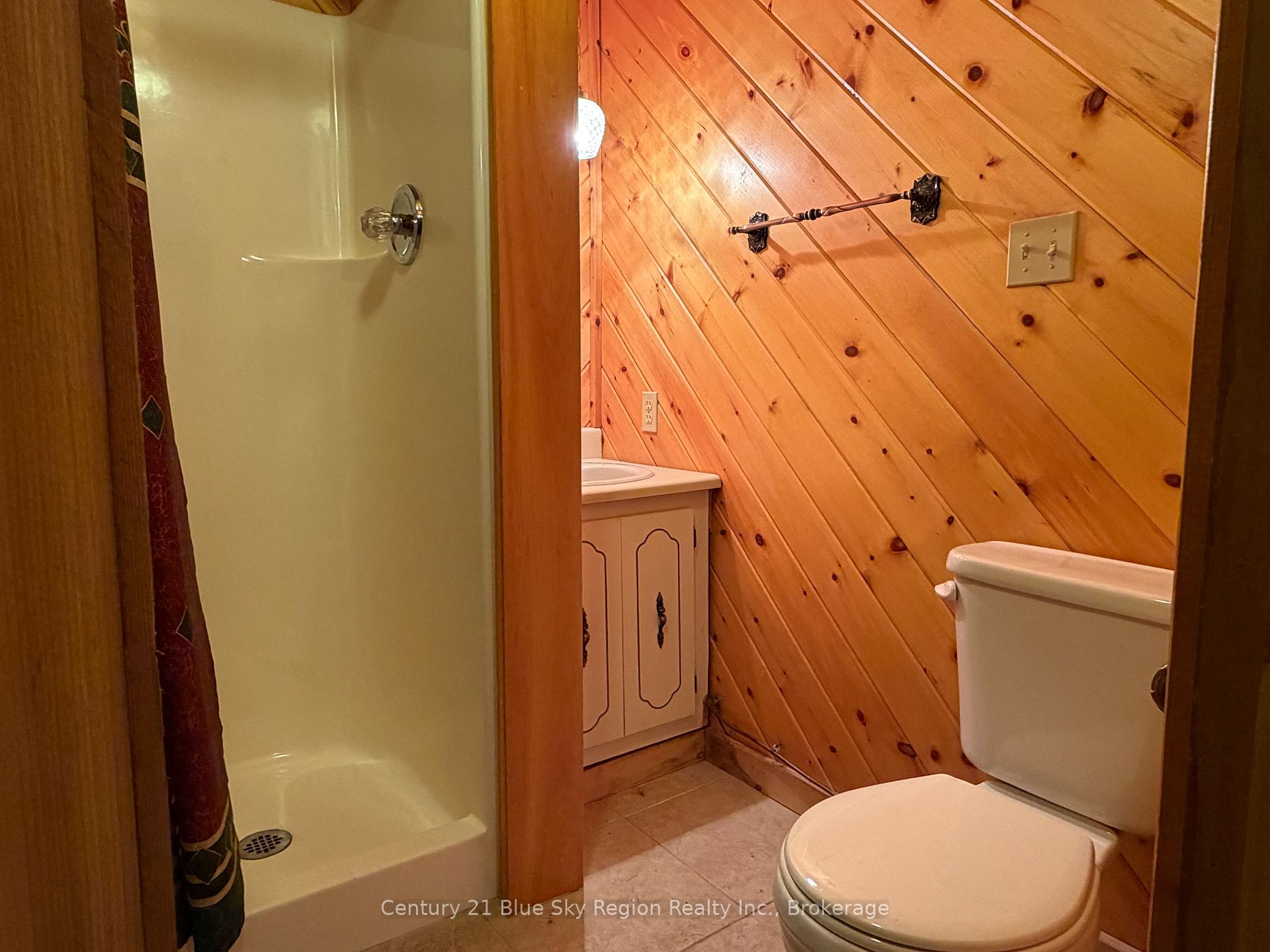 Photo 26 of 6455 Highway 11 N, Temagami — HOMEH