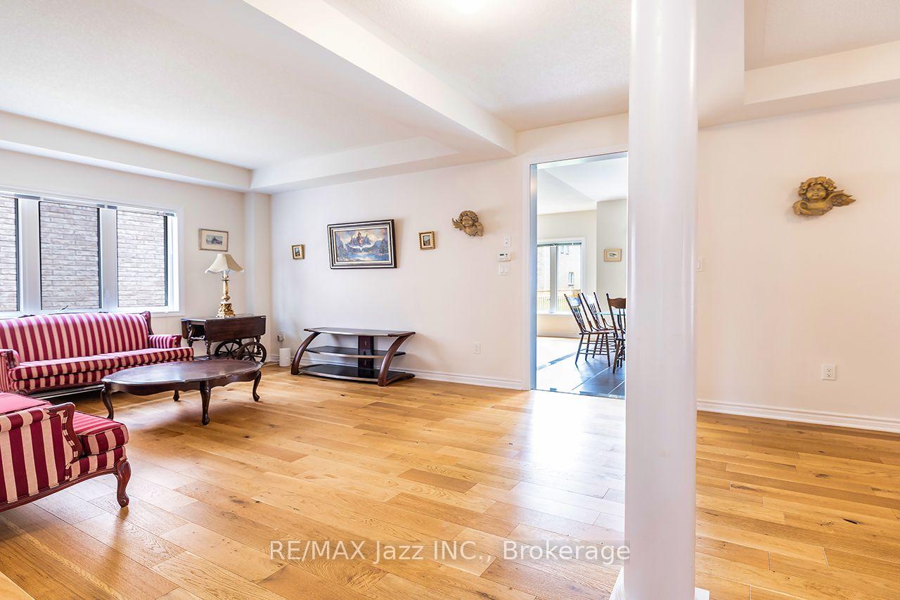 Photo 8 of 23 Furniss Street, Brock, Beaverton — HOMEH