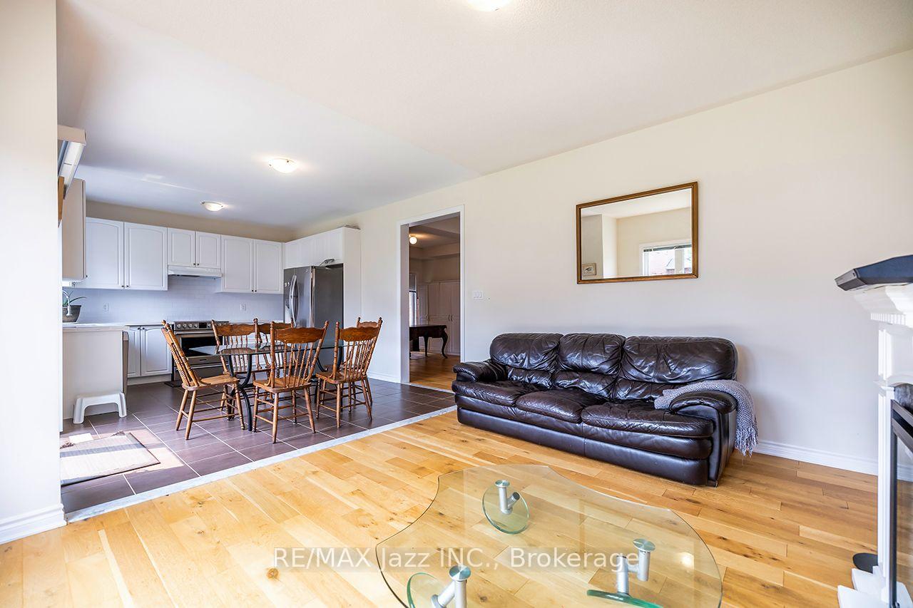 Photo 18 of 23 Furniss Street, Brock, Beaverton — HOMEH