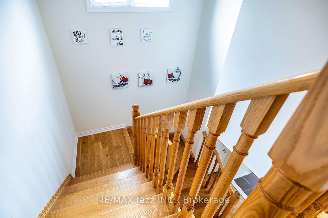 Photo 20 of 23 Furniss Street, Brock, Beaverton — HOMEH
