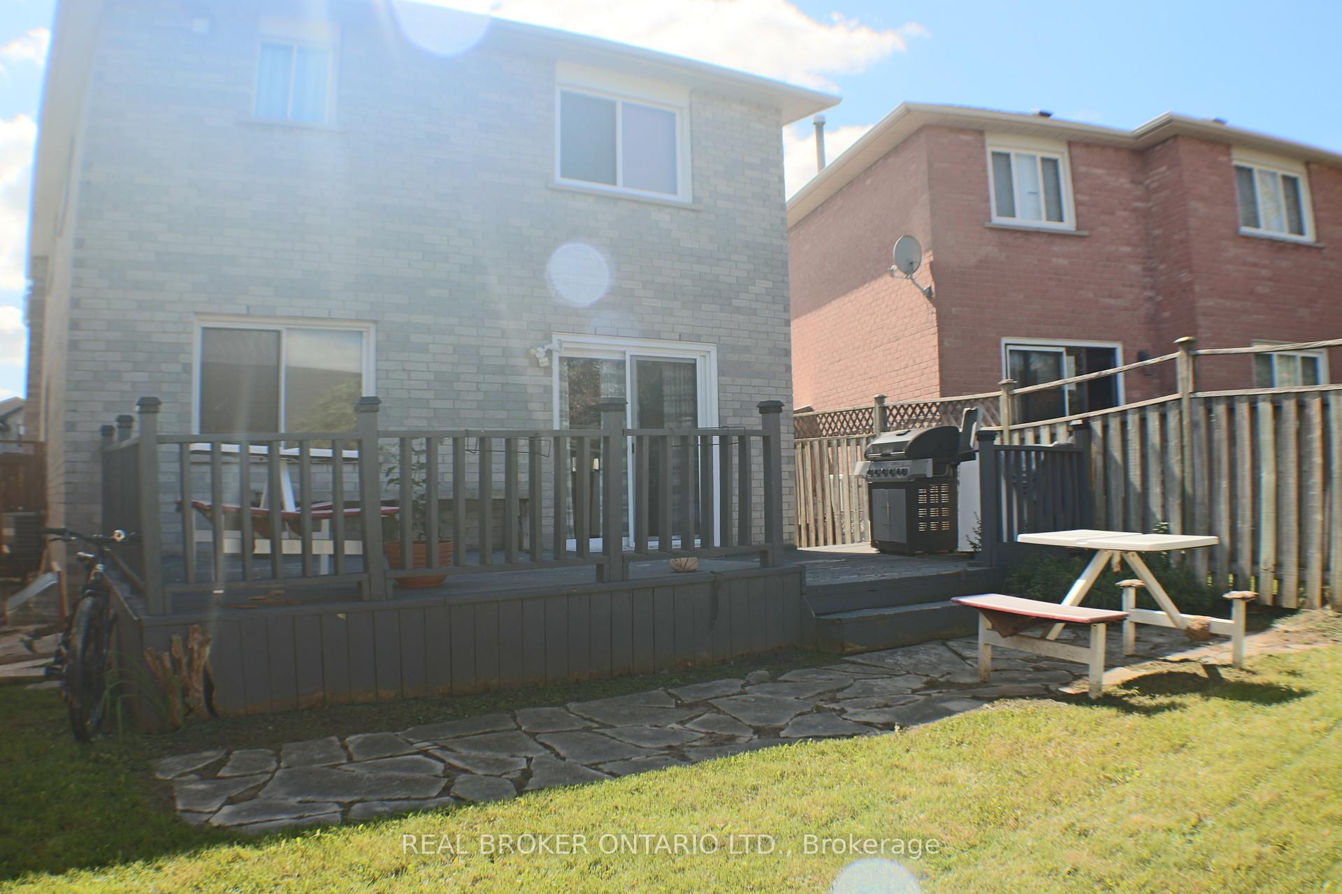 Photo 26 of 24 Fallen Oak Court, Brampton, Fletcher's Creek South — HOMEH