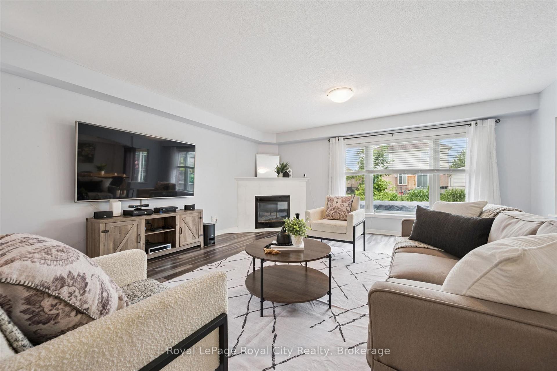Photo 19 of 138 Flanders Road, Waterloo, Breslau — HOMEH