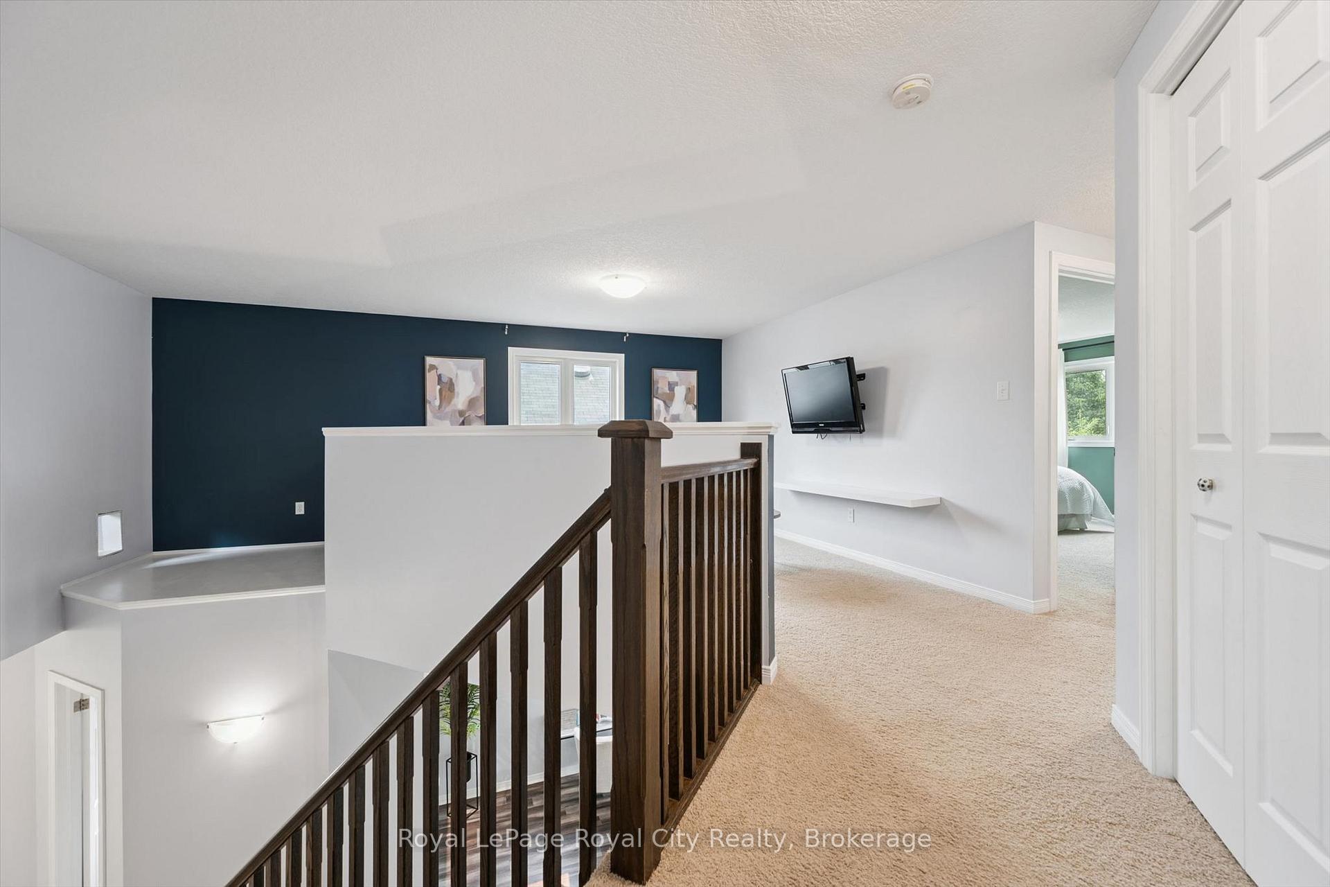 Photo 41 of 138 Flanders Road, Waterloo, Breslau — HOMEH