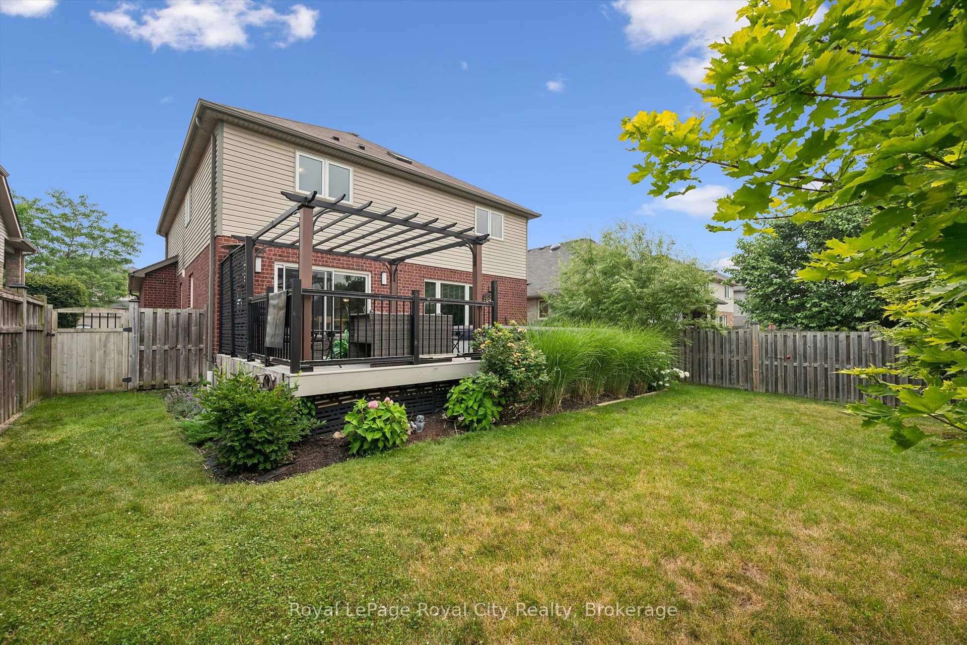 Photo 73 of 138 Flanders Road, Waterloo, Breslau — HOMEH
