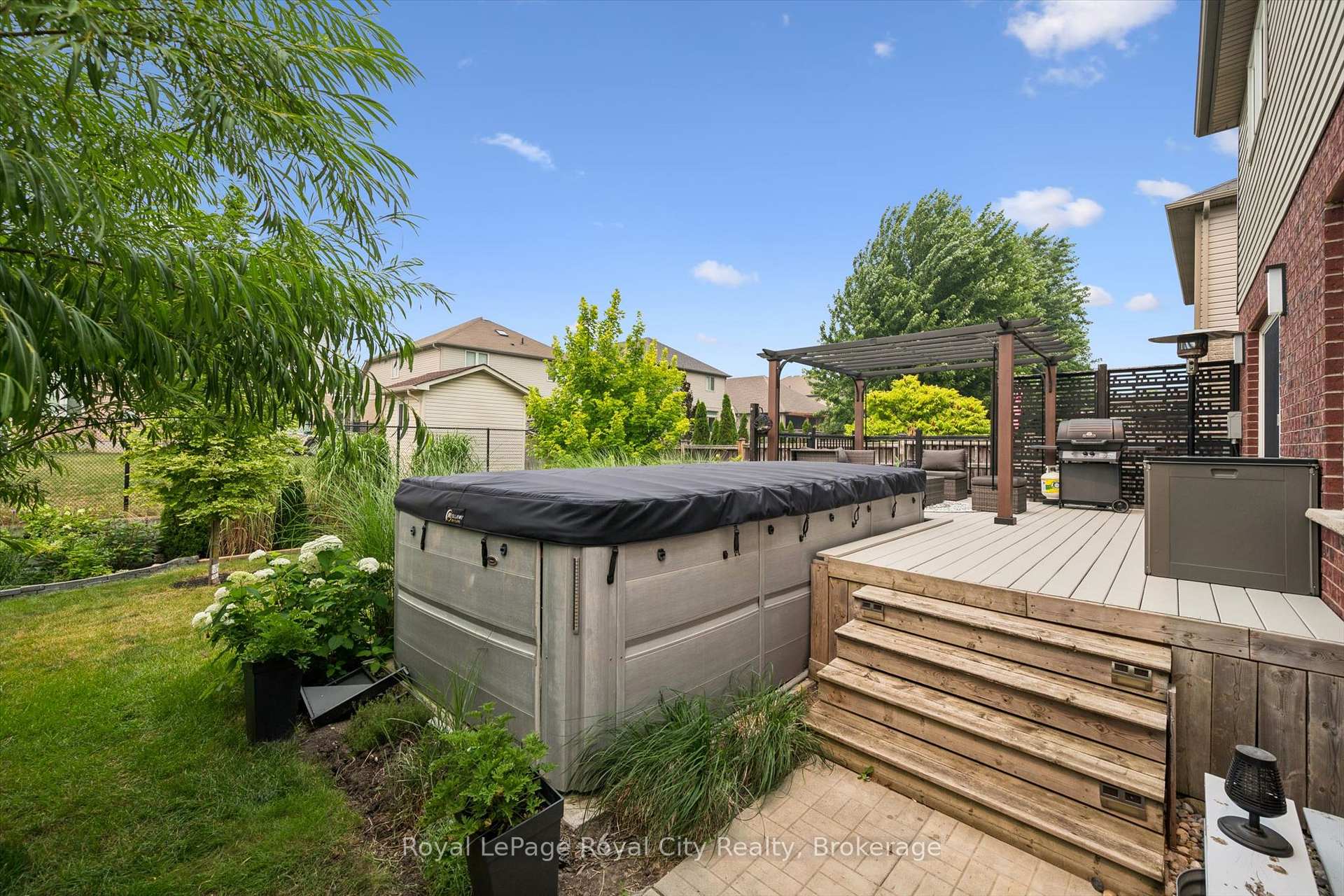 Photo 77 of 138 Flanders Road, Waterloo, Breslau — HOMEH