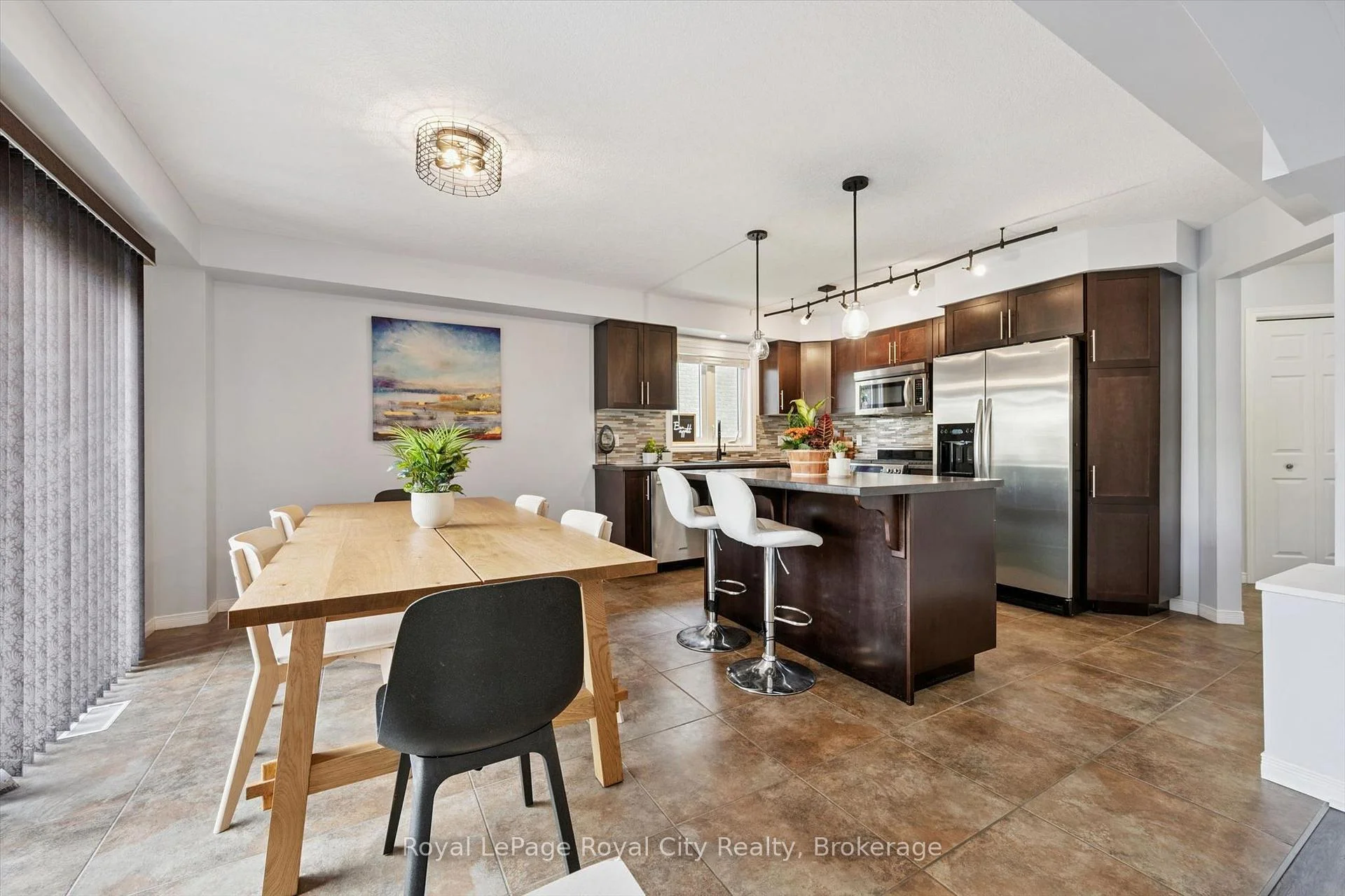 Photo 28 of 138 Flanders Road, Waterloo, Breslau — HOMEH