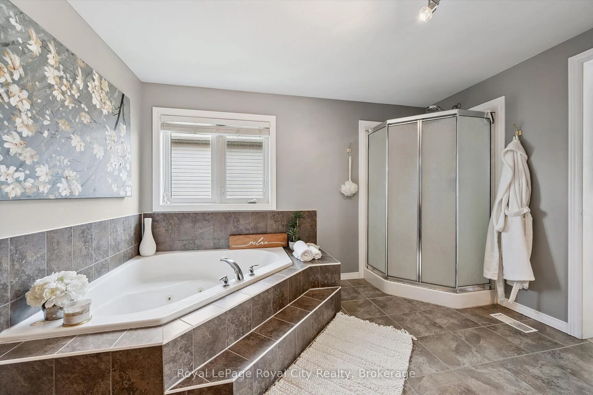 Photo 56 of 138 Flanders Road, Waterloo, Breslau — HOMEH