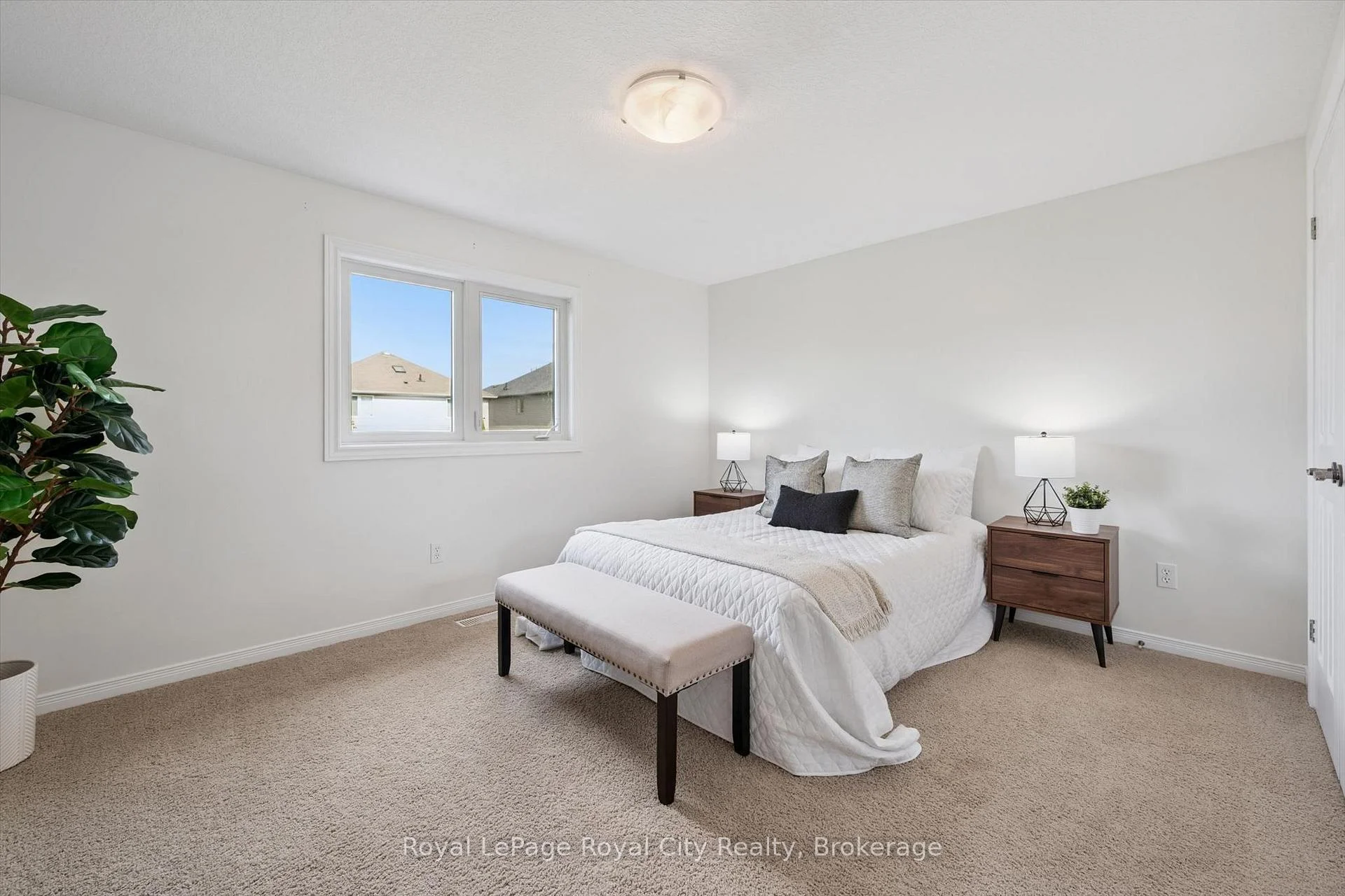Photo 60 of 138 Flanders Road, Waterloo, Breslau — HOMEH