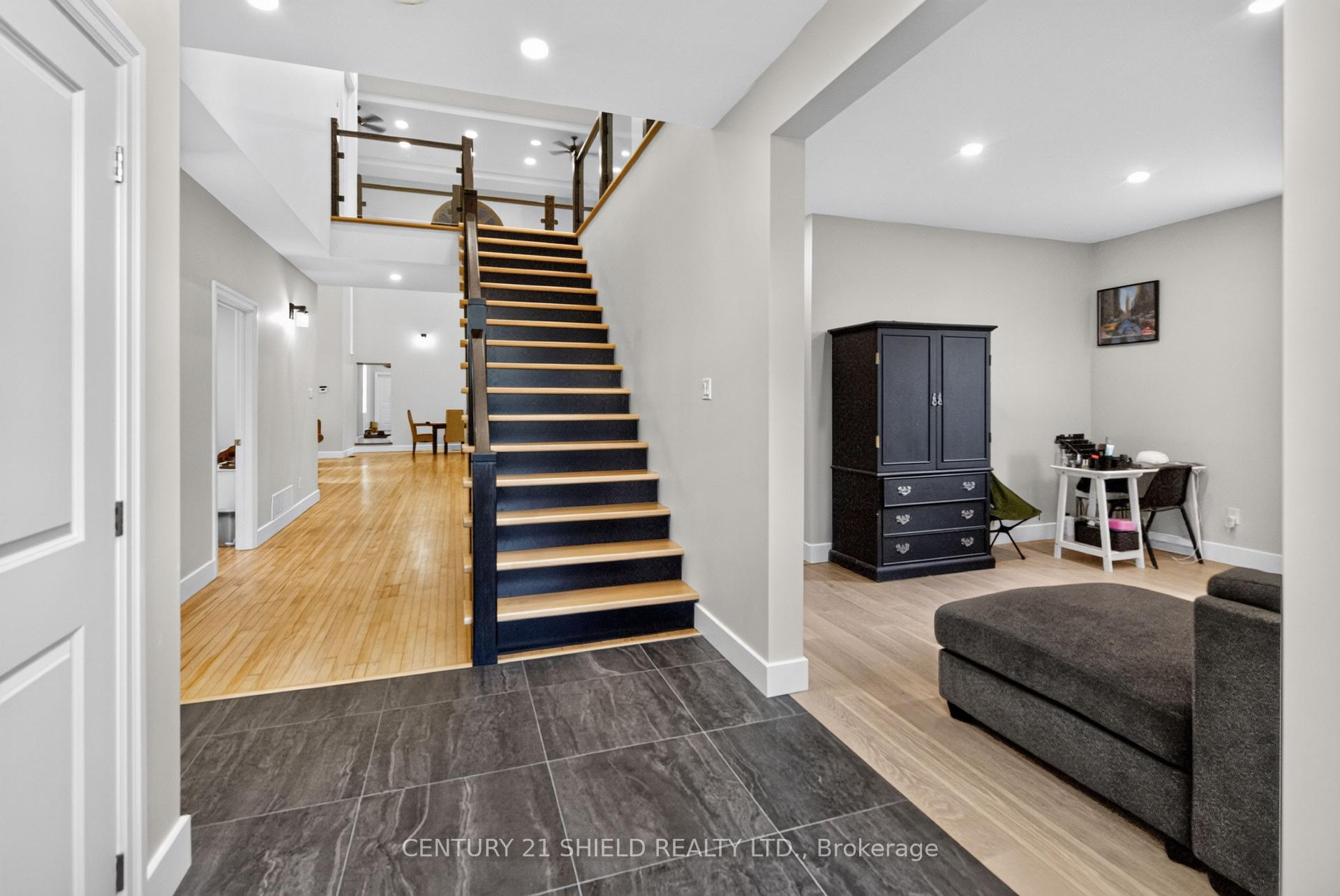 Photo 6 of 12 Maple Street, South Glengarry, Lancaster — HOMEH