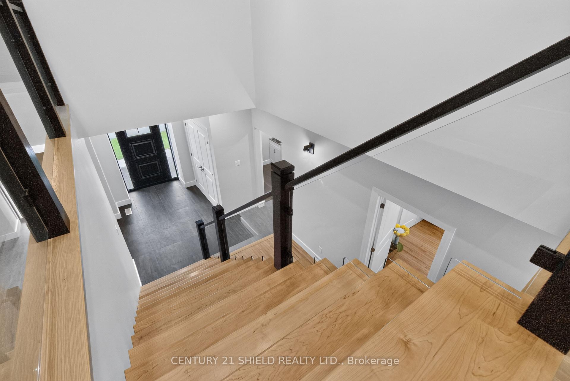 Photo 9 of 12 Maple Street, South Glengarry, Lancaster — HOMEH