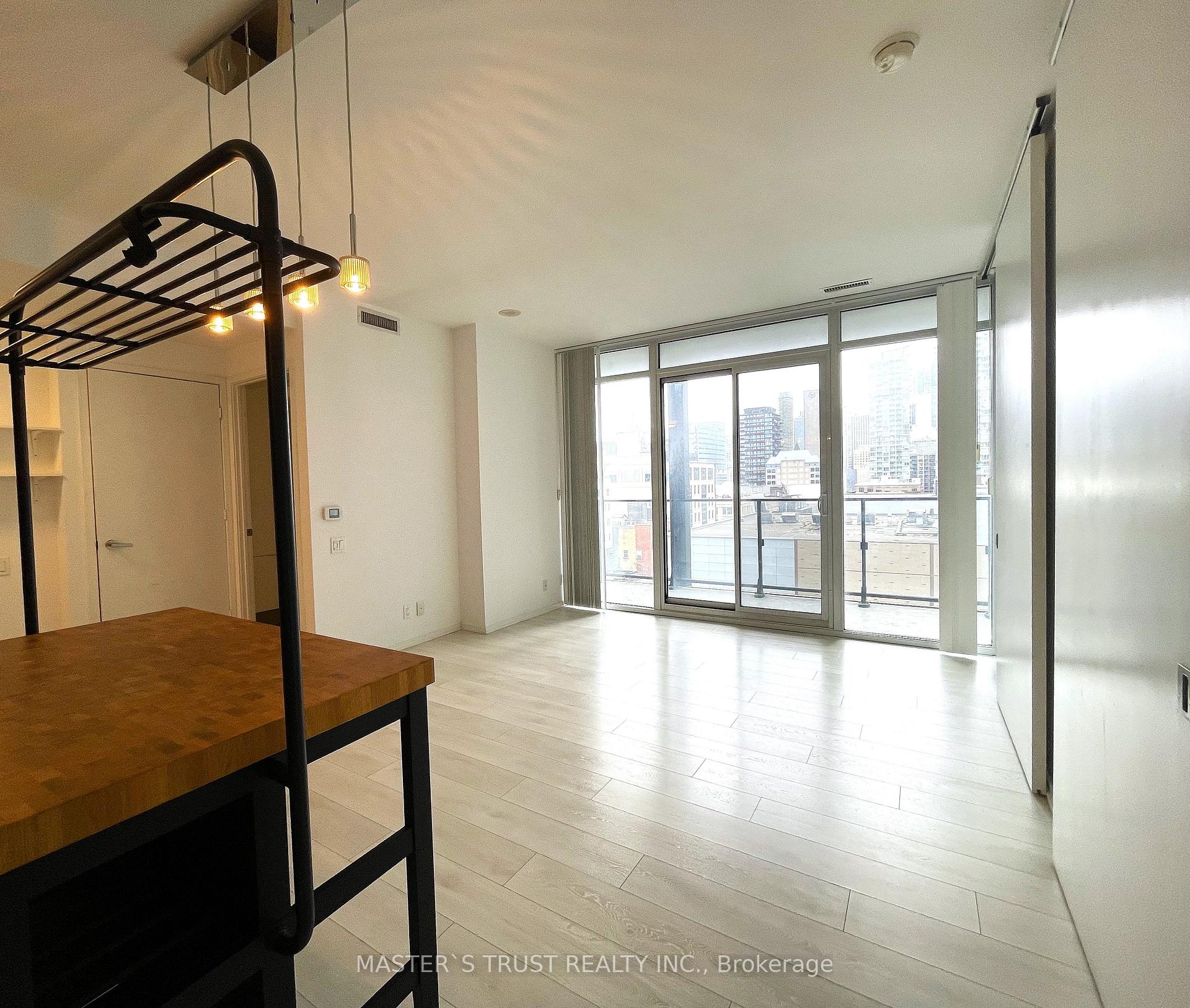 Photo 7 of Unit 809, 125 Peter Street, Toronto, Waterfront Communities — HOMEH