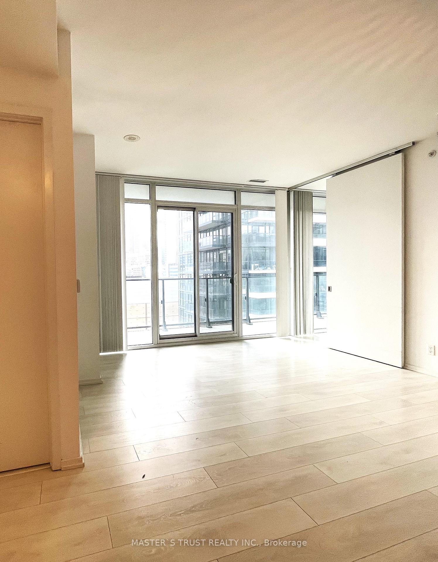 Photo 8 of Unit 809, 125 Peter Street, Toronto, Waterfront Communities — HOMEH