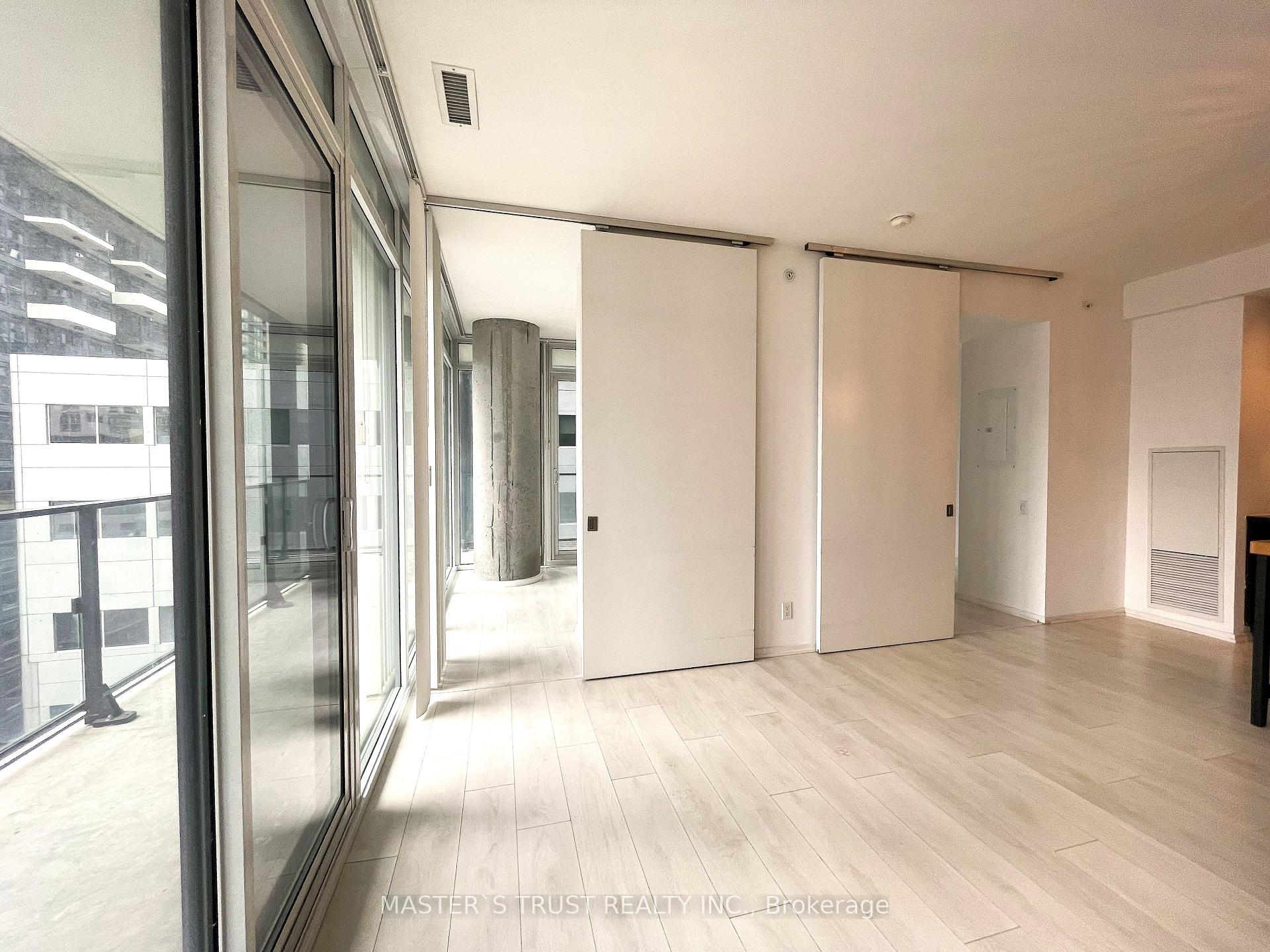 Photo 9 of Unit 809, 125 Peter Street, Toronto, Waterfront Communities — HOMEH