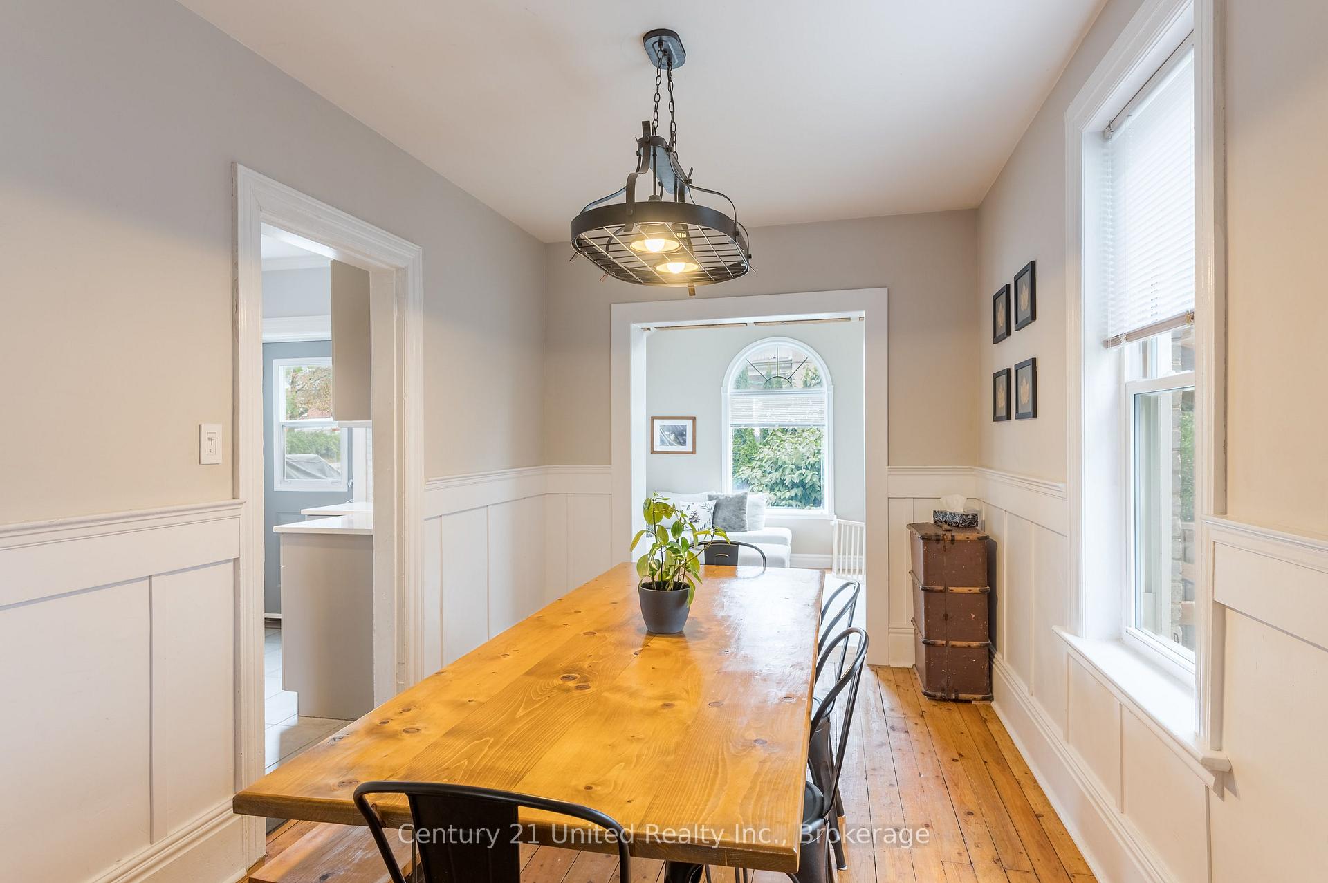 Photo 12 of 598 Downie Street, Peterborough, Town Ward 3 — HOMEH