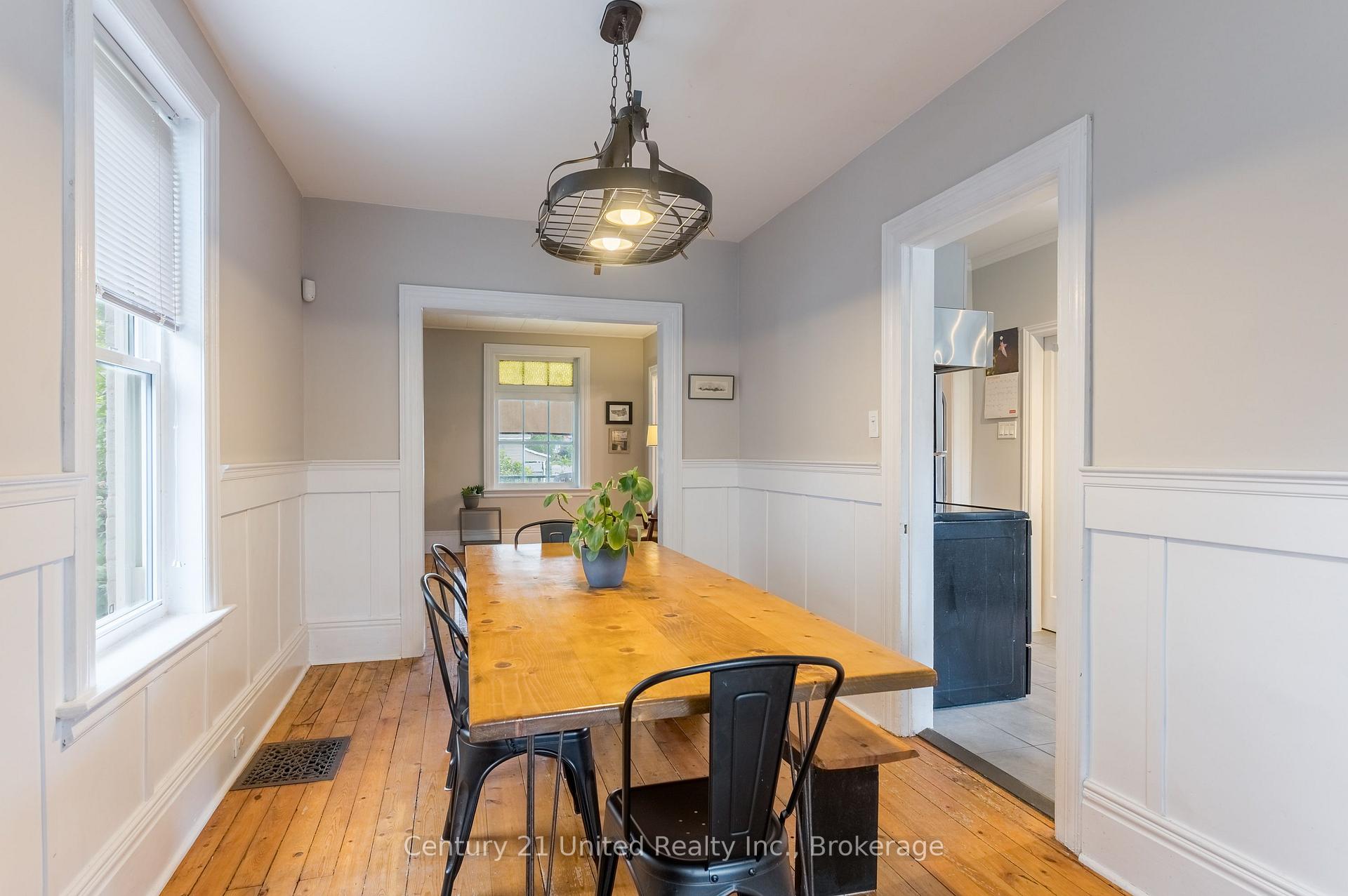 Photo 15 of 598 Downie Street, Peterborough, Town Ward 3 — HOMEH