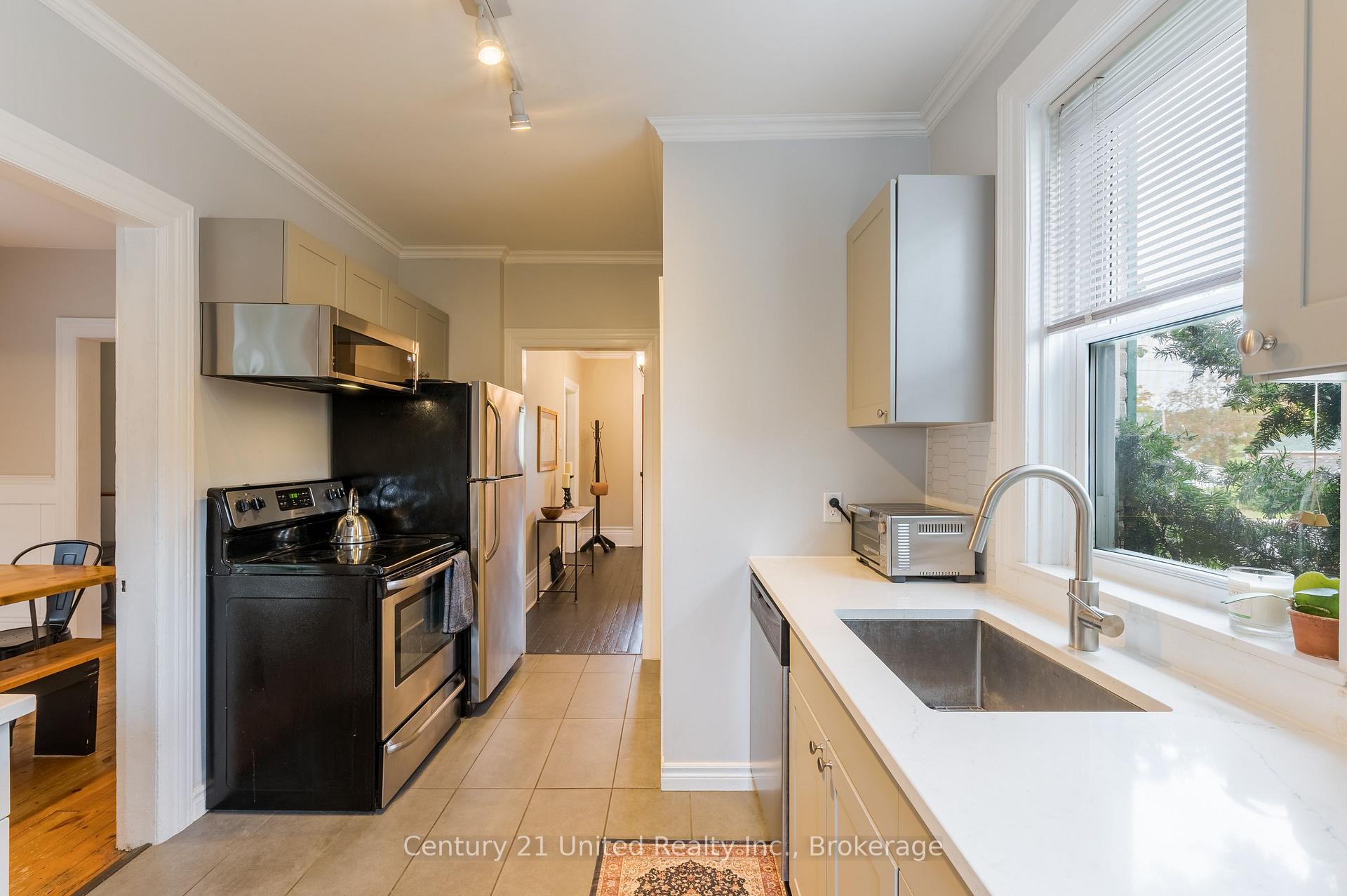 Photo 20 of 598 Downie Street, Peterborough, Town Ward 3 — HOMEH
