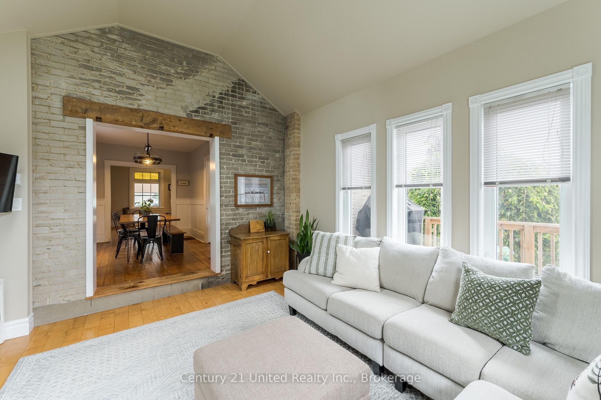 Photo 27 of 598 Downie Street, Peterborough, Town Ward 3 — HOMEH