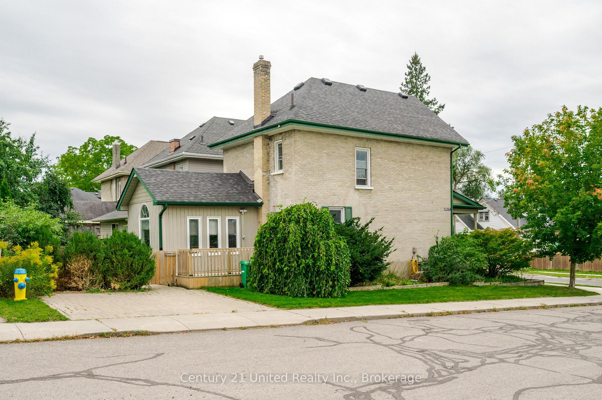 Photo 47 of 598 Downie Street, Peterborough, Town Ward 3 — HOMEH