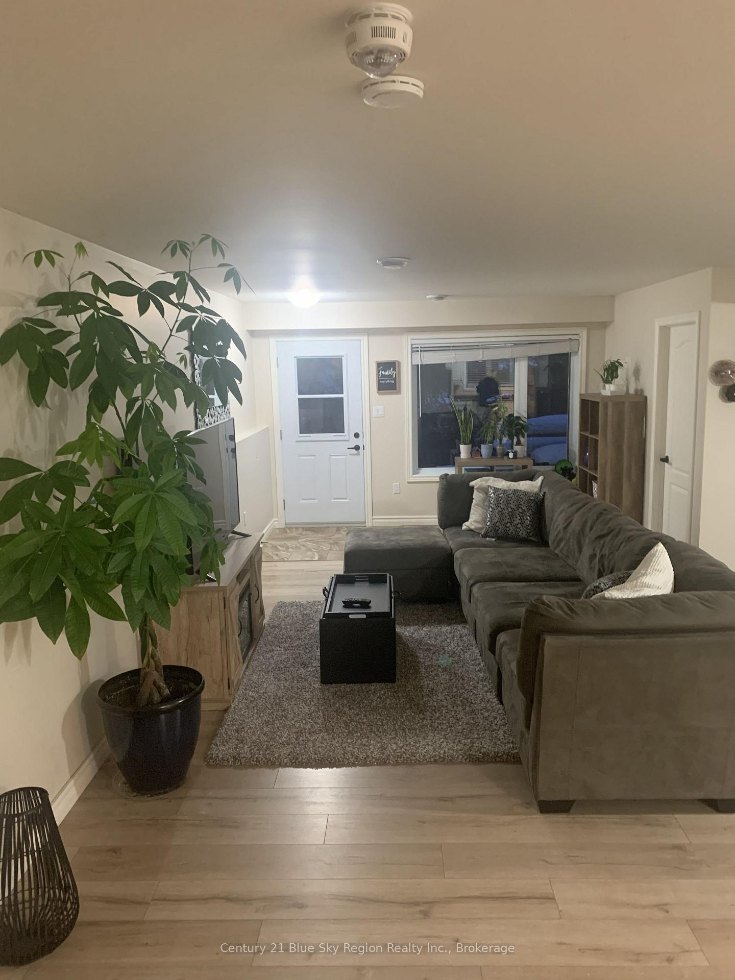 Photo 15 of 26 Plumtree Place, North Bay, Ferris — HOMEH