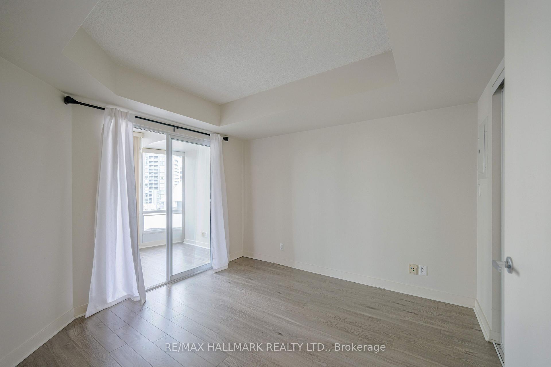 Photo 7 of Unit 701, 361 Front Street, Toronto, Waterfront Communities — HOMEH