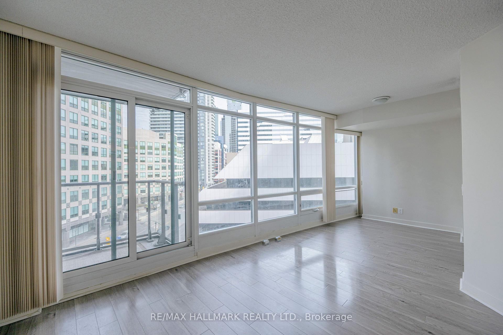 Photo 9 of Unit 701, 361 Front Street, Toronto, Waterfront Communities — HOMEH