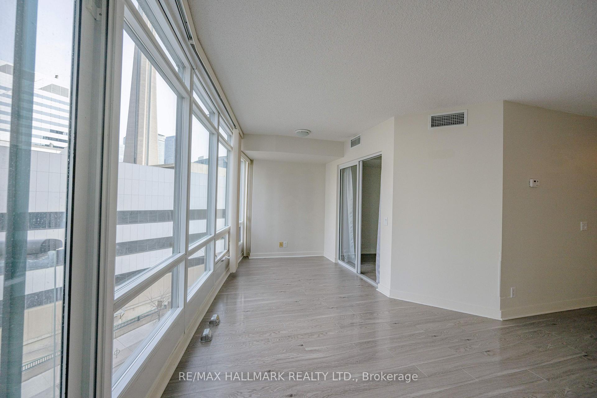 Photo 10 of Unit 701, 361 Front Street, Toronto, Waterfront Communities — HOMEH