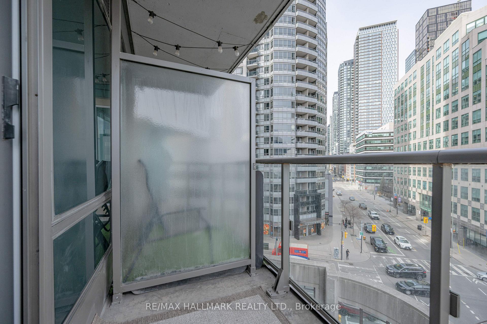Photo 12 of Unit 701, 361 Front Street, Toronto, Waterfront Communities — HOMEH