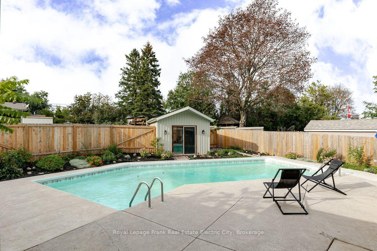 Photo 36 of 368 O'Leary Avenue, Peterborough, Northcrest Ward 5 — HOMEH