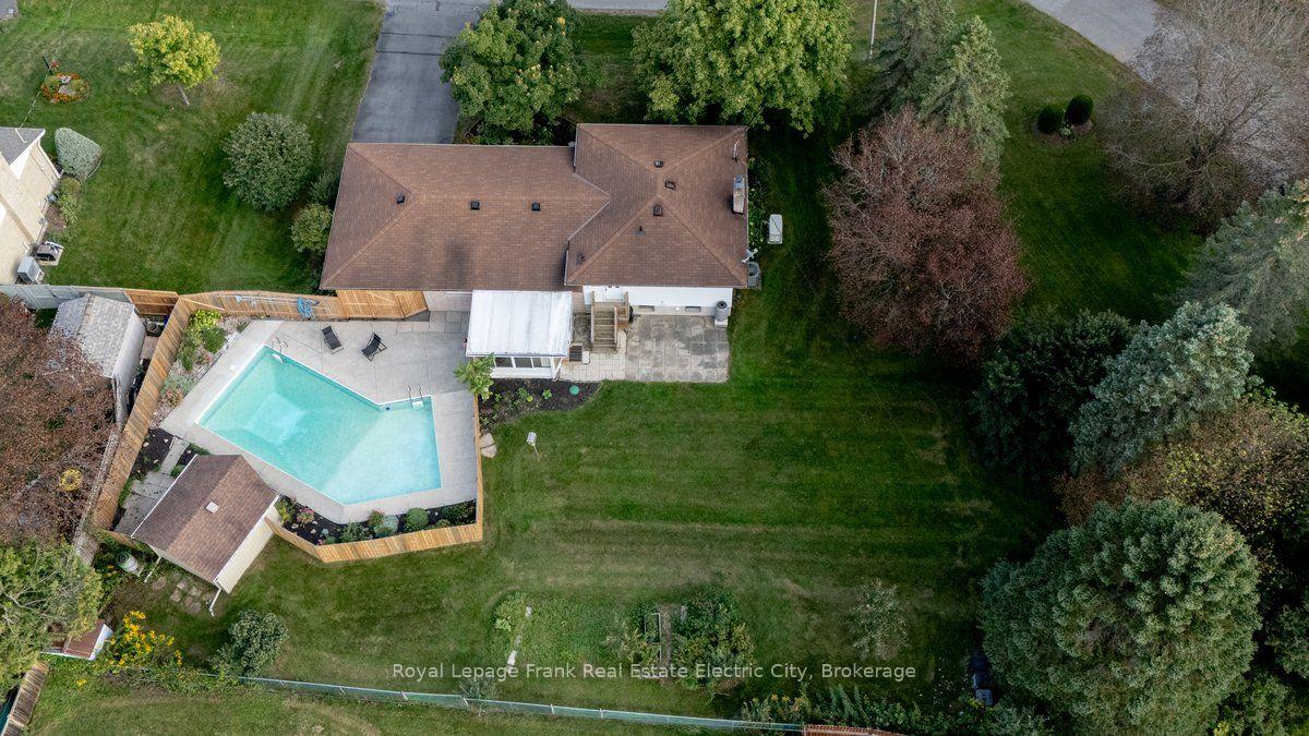 Photo 45 of 368 O'Leary Avenue, Peterborough, Northcrest Ward 5 — HOMEH