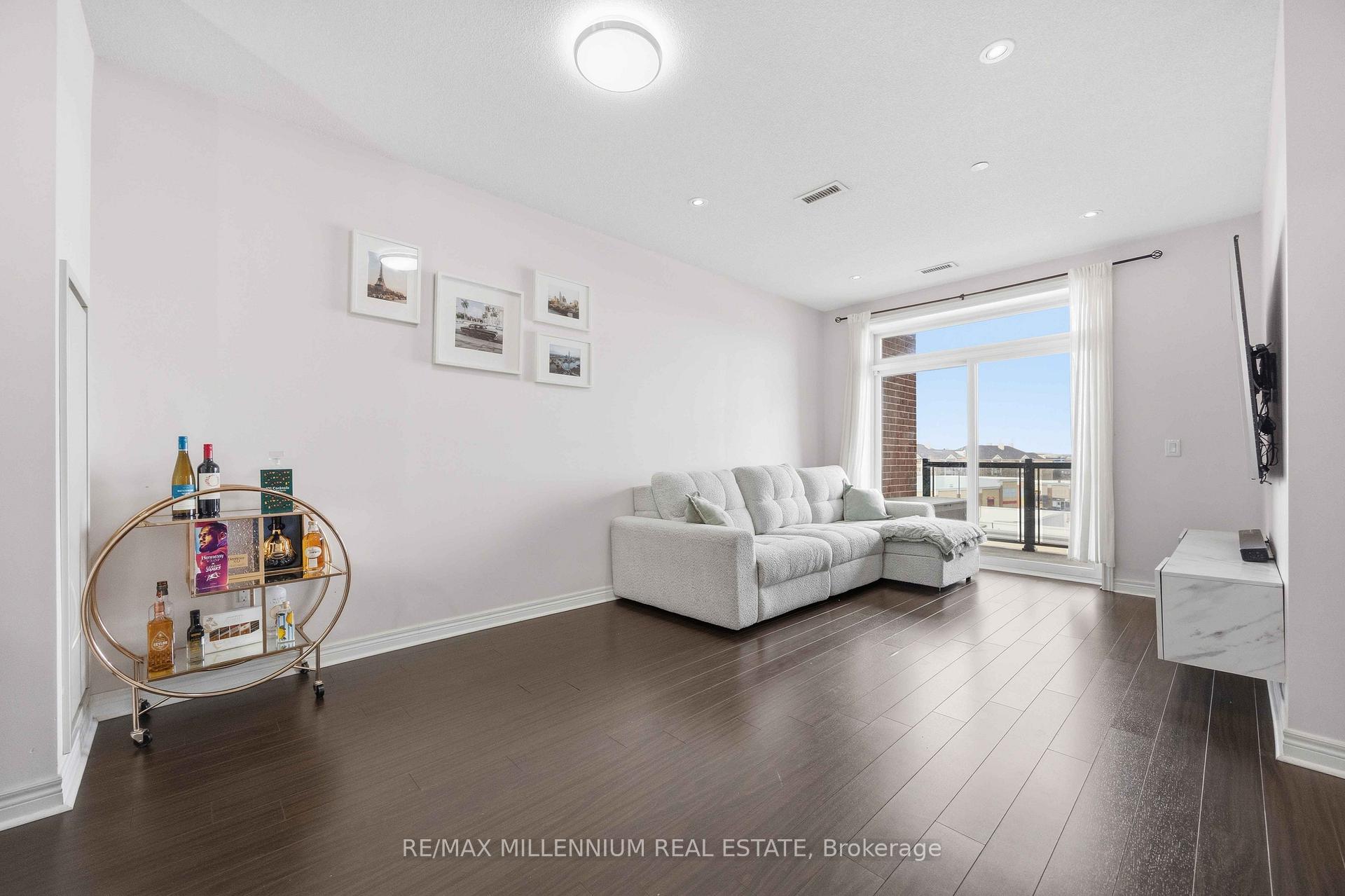 Photo 10 of Unit 504, 7325 Markham Road, Markham, Cedarwood — HOMEH