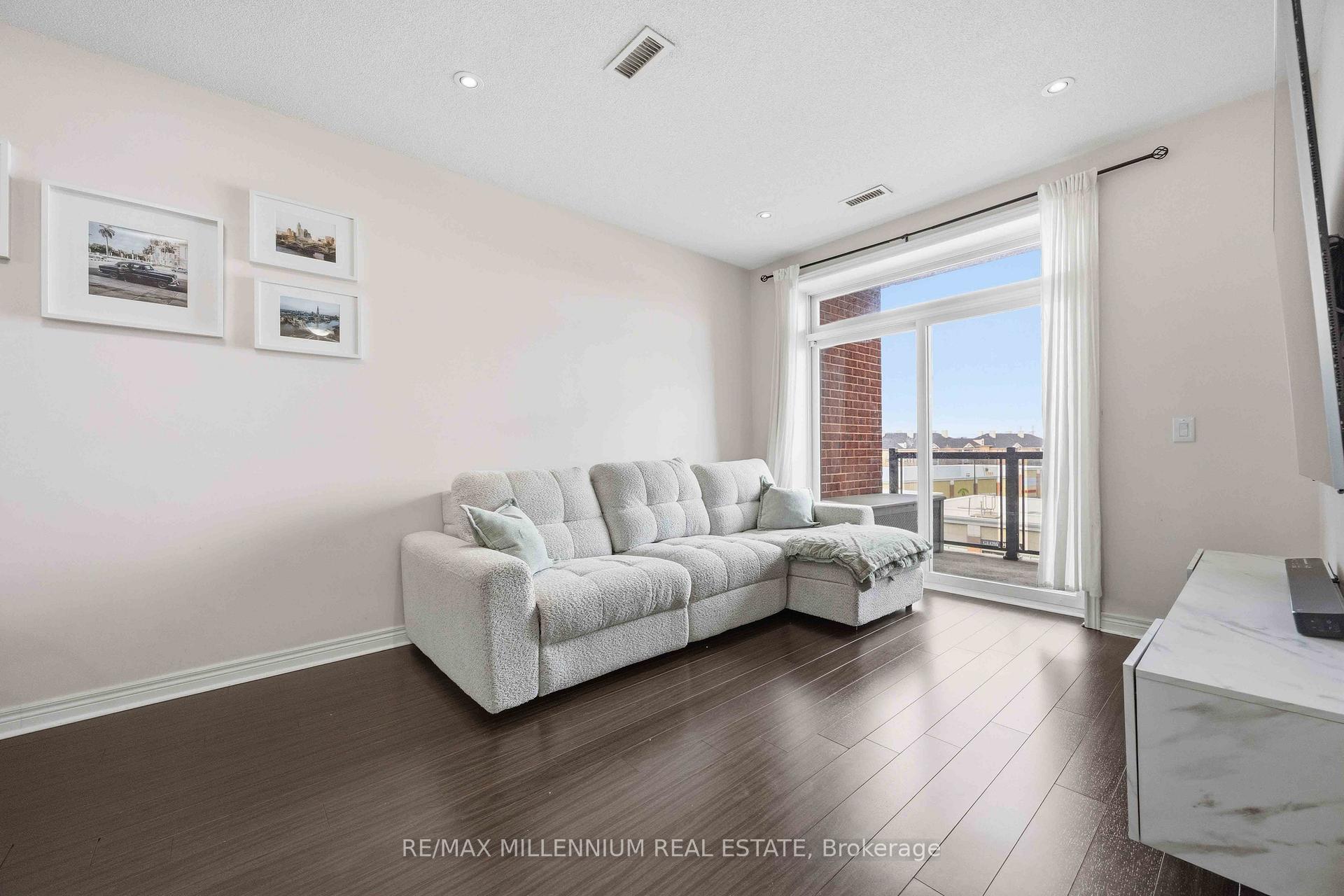 Photo 13 of Unit 504, 7325 Markham Road, Markham, Cedarwood — HOMEH