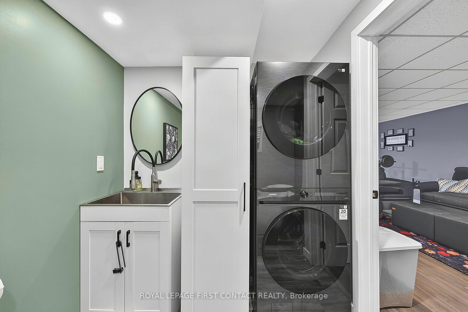 Photo 23 of Unit 8, 233 Innisfil Street, Barrie, Allandale Centre — HOMEH