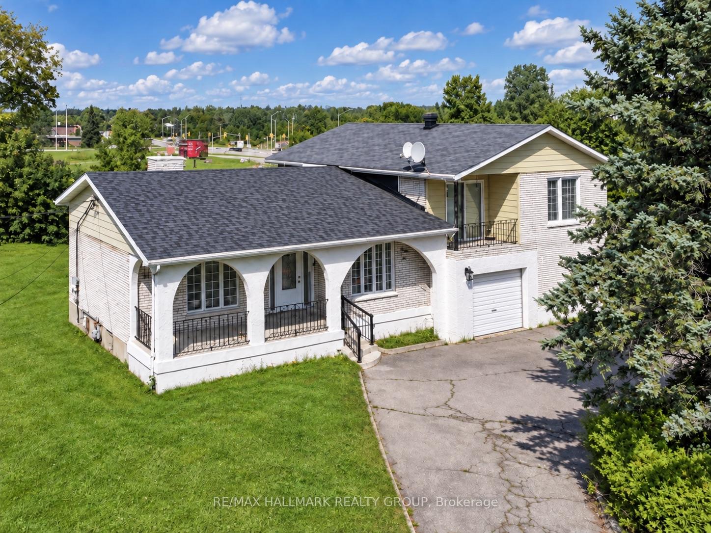 Photo 2 of 7099 Marco Street, Ottawa, Greely — HOMEH