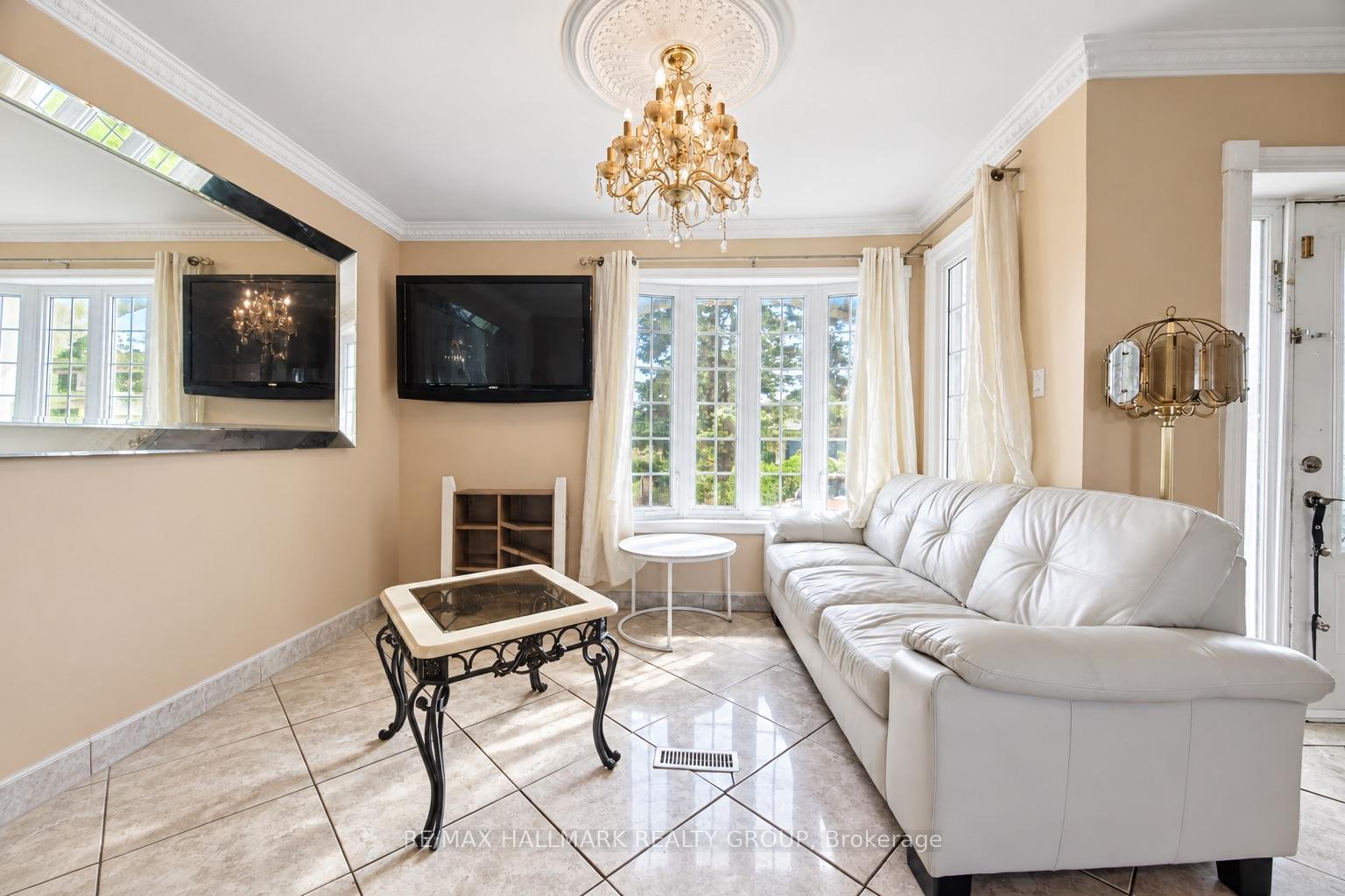Photo 7 of 7099 Marco Street, Ottawa, Greely — HOMEH