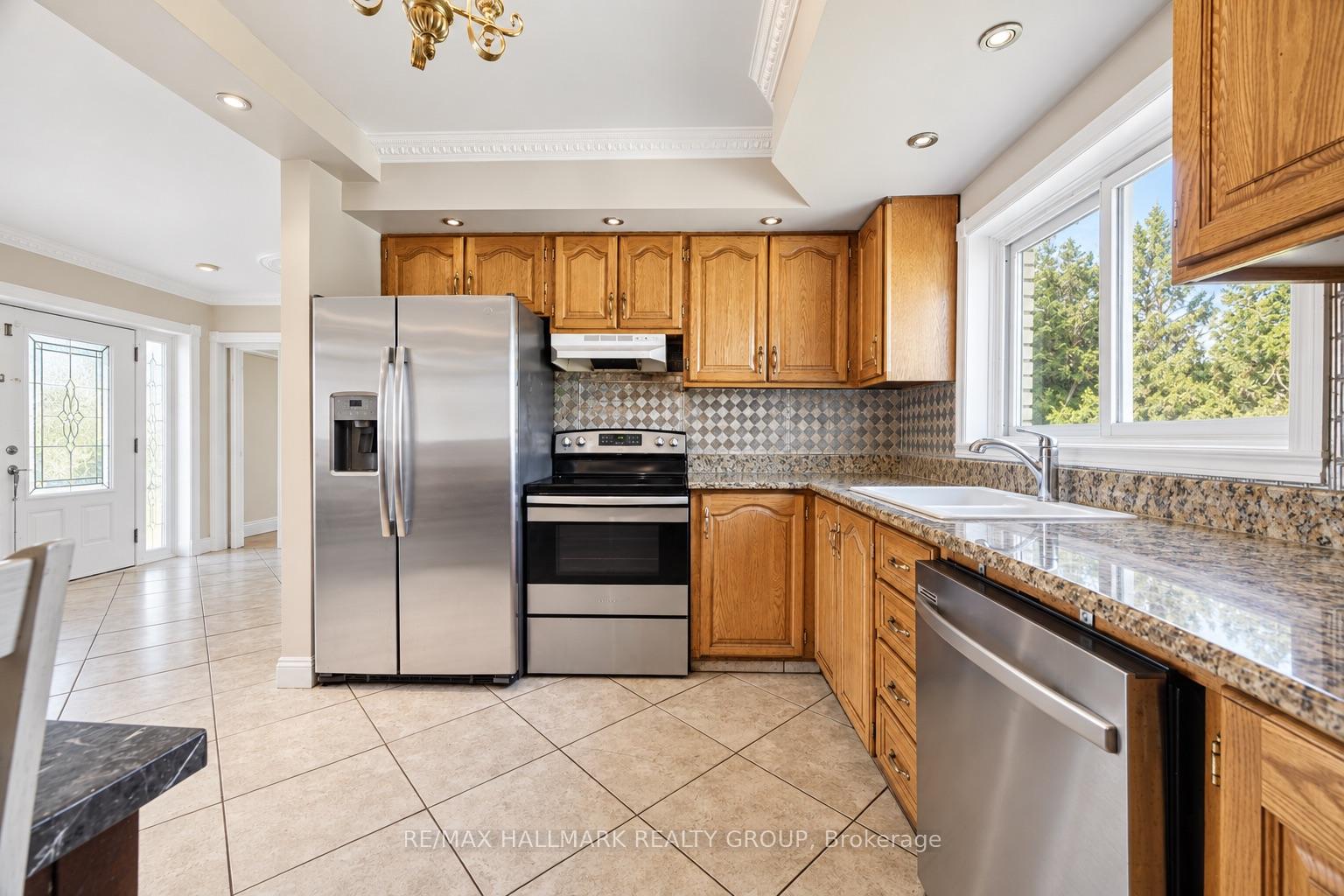 Photo 12 of 7099 Marco Street, Ottawa, Greely — HOMEH