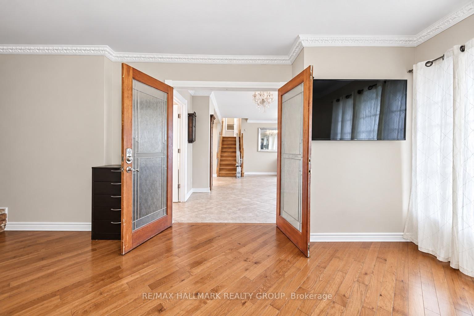 Photo 18 of 7099 Marco Street, Ottawa, Greely — HOMEH