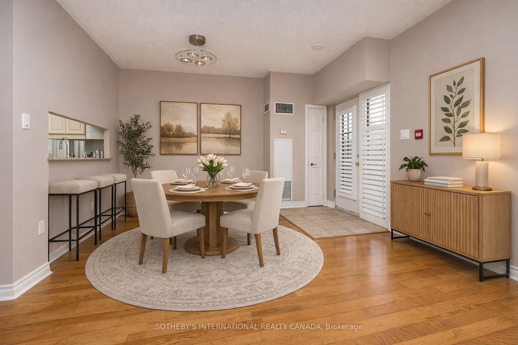 Photo 5 of Unit 108, 3085 Bloor Street W, Etobicoke, Stonegate-Queensway — HOMEH