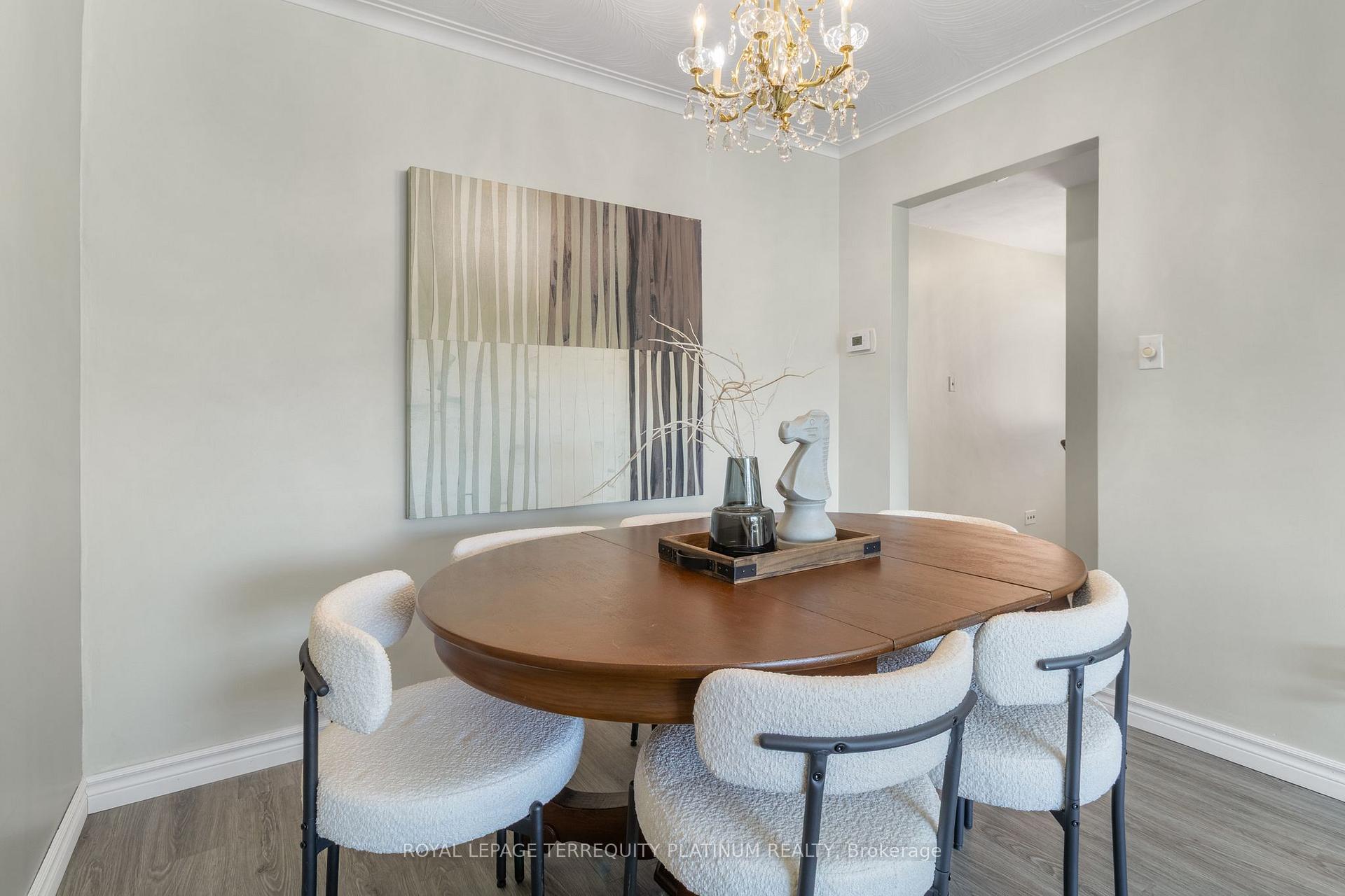 Photo 11 of 32 Buckland Road, North York, Glenfield-Jane Heights — HOMEH