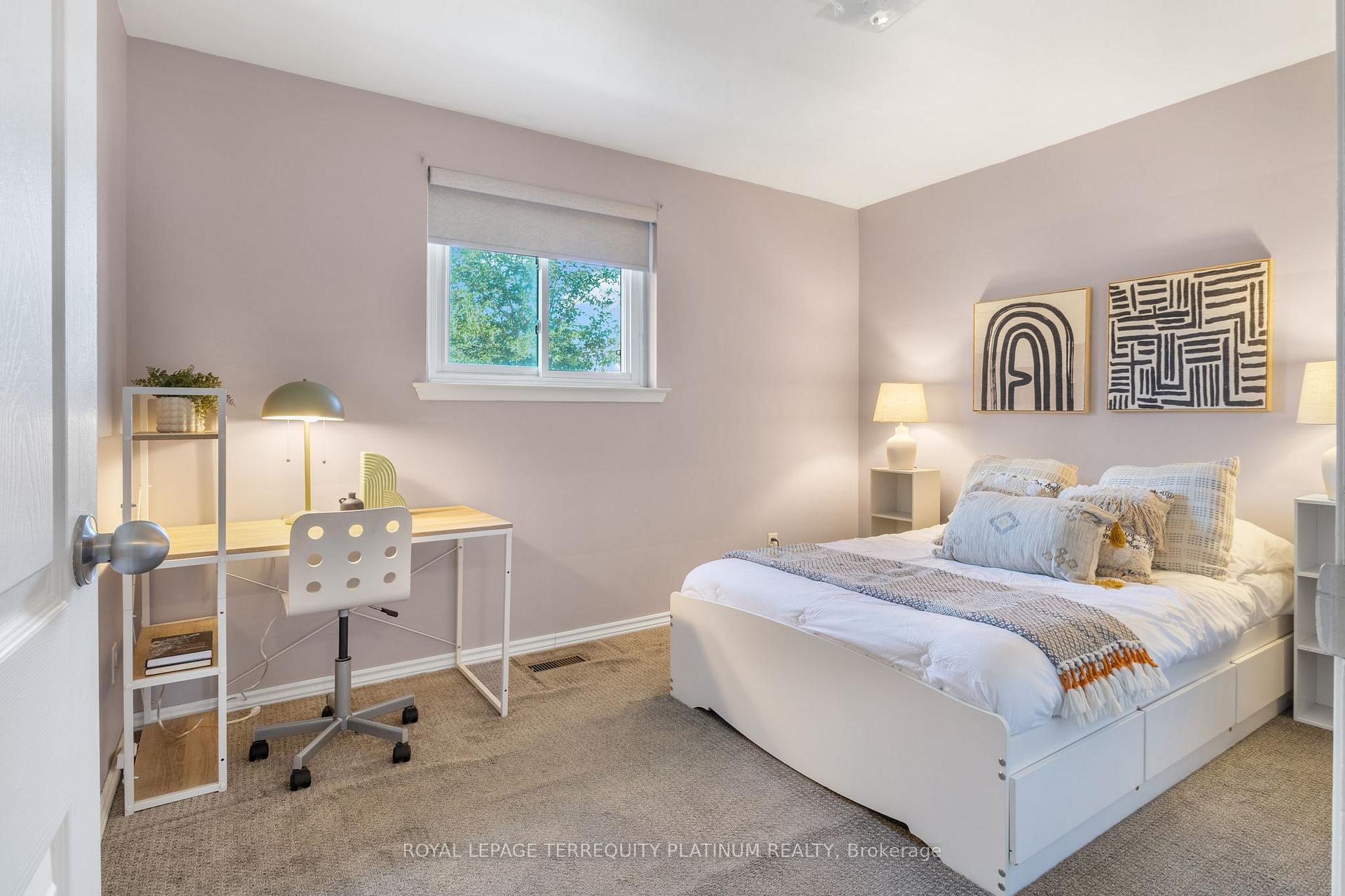 Photo 20 of 32 Buckland Road, North York, Glenfield-Jane Heights — HOMEH