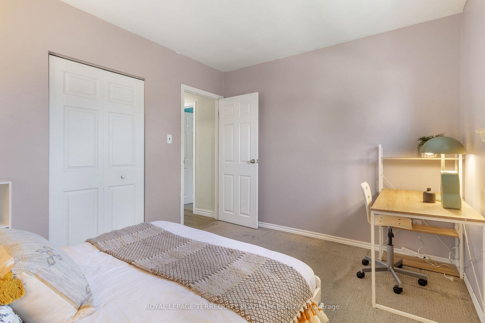 Photo 21 of 32 Buckland Road, North York, Glenfield-Jane Heights — HOMEH