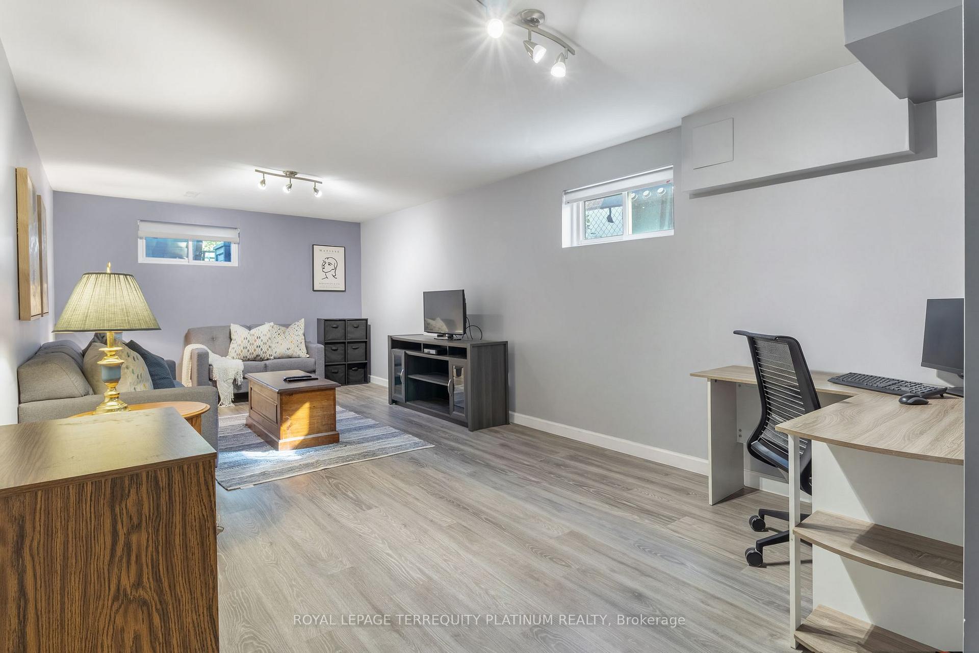 Photo 28 of 32 Buckland Road, North York, Glenfield-Jane Heights — HOMEH